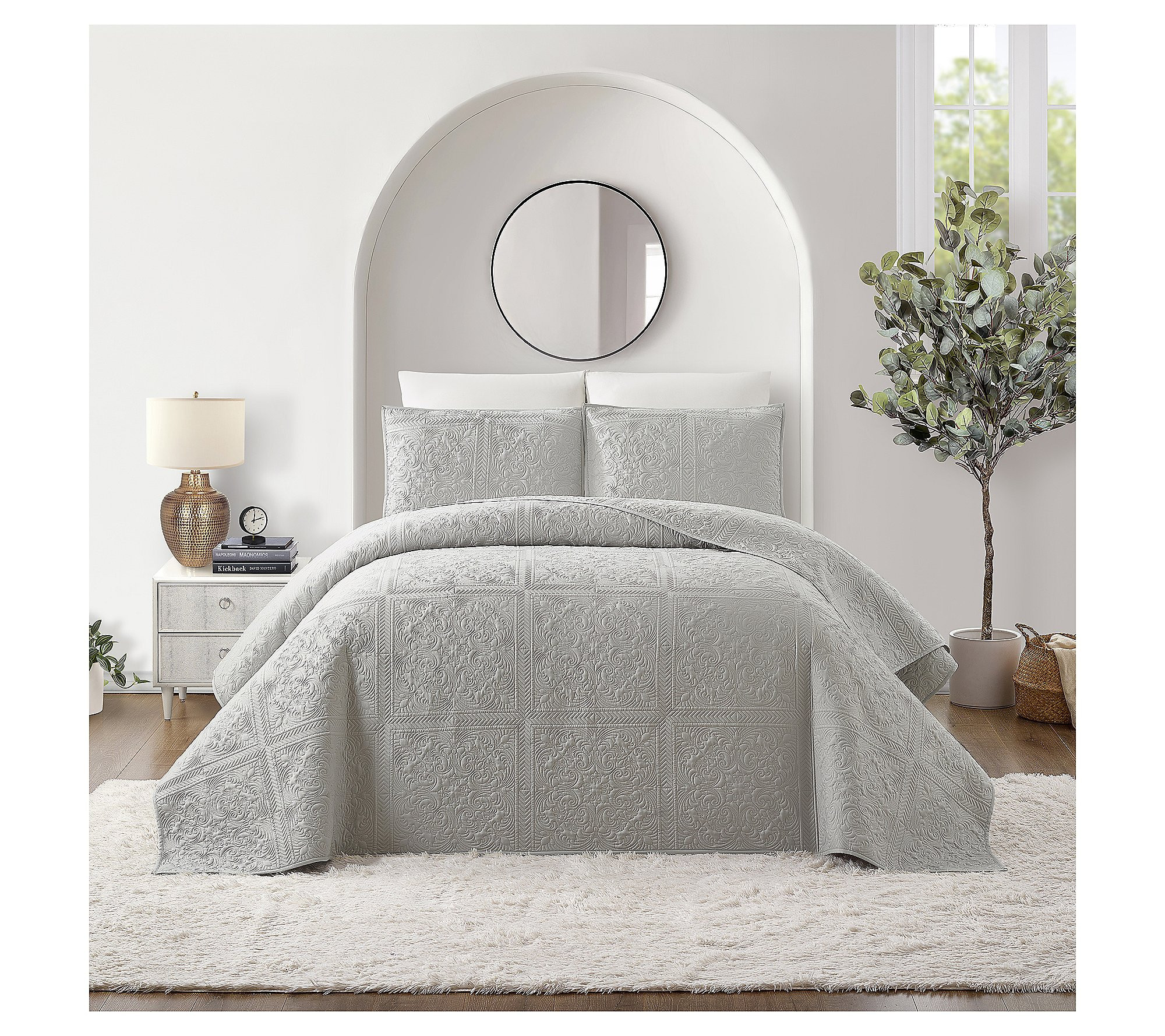 Modern Heirloom Solid Stitch 3-PC King Bedsprea d Set | QVC