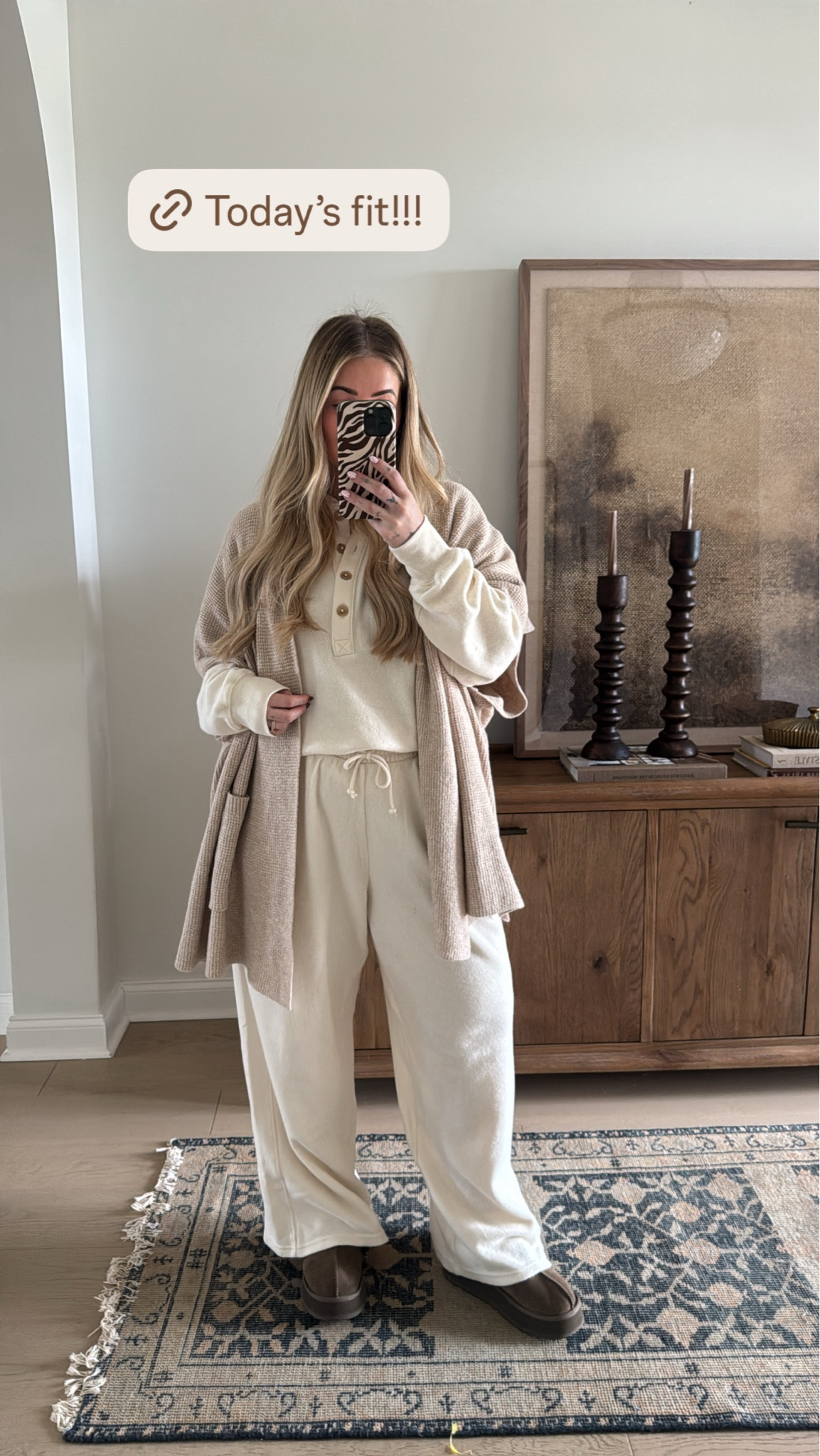 Aerie outfit on sale! This color is sold out but I linked the gray version 

#LTKootd #LTKMidsize #LTKSeasonal