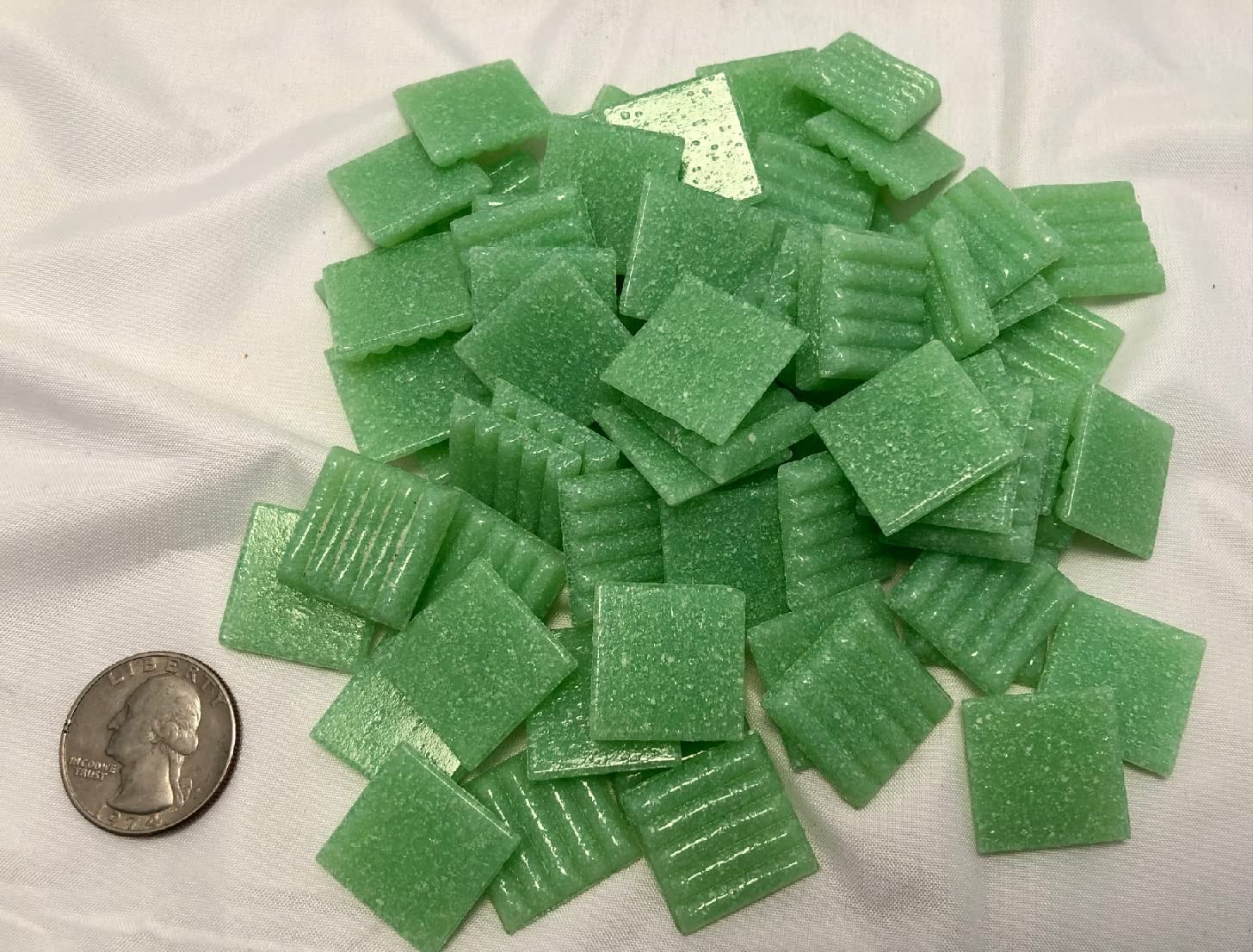 A 59 Meadow - 3/4" Green Glass Tile - 1/2 lb Bag - Hakatai Glass Tile | Amazon (US)
