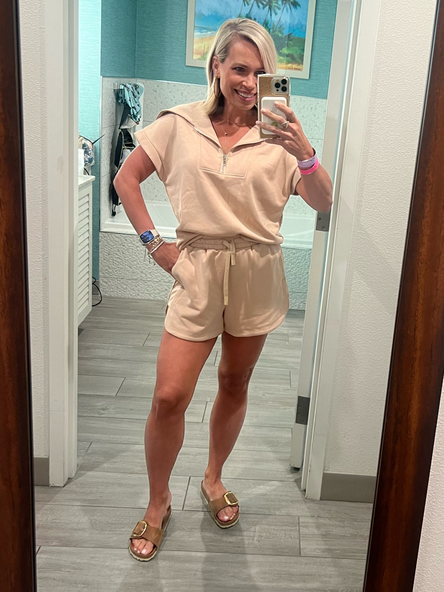 Soft as BUTTAH, chic, comfy and cute!!! 