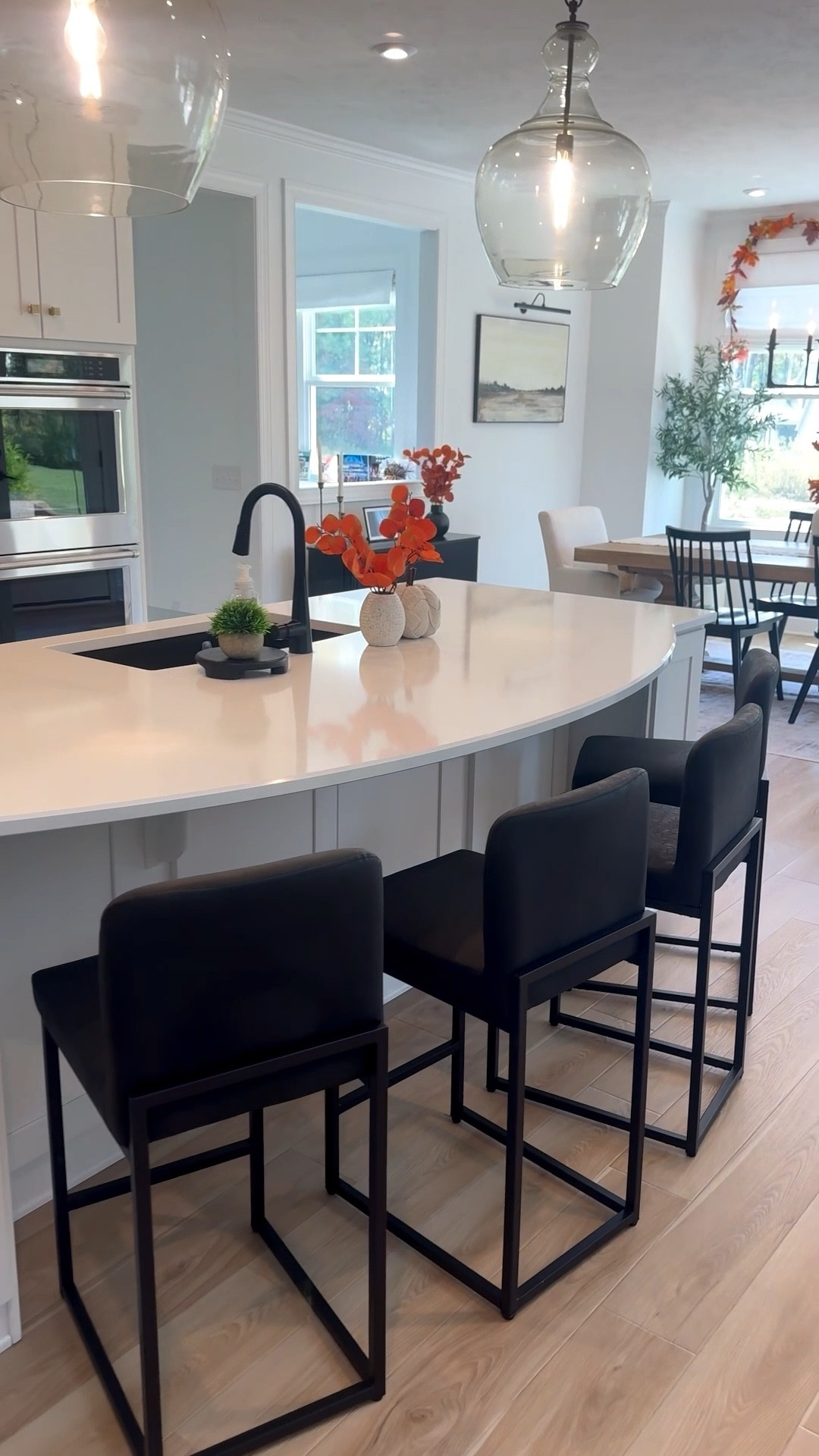 These PHI VILLA counter height bar stools are so sleek and sturdy! 🖤

Set of 4 with comfy padded seats — perfect for adding a modern touch to any space.

#PHIVILLA #amazonhome #homedecor #barstools #amazonfinds #homefavorites #interiorstyle

#LTKHome