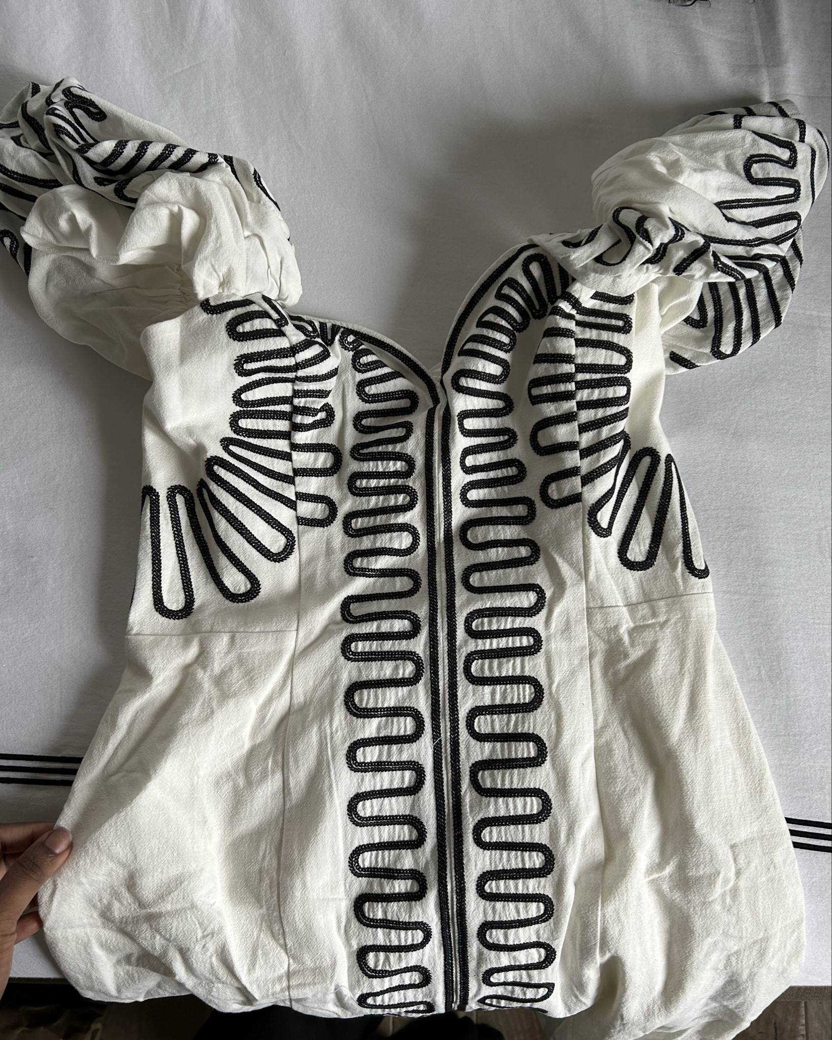 Shop my new purchases. 
Perfect linen pieces for the summer. 

Wearing sz (M) dress. Do sz up as dress has no stretch 
Jumpsuit sz (S) fits big. Sz down. 
For reference: I’m 5’5ft 145 lbs 
Feel free to ask me any questions in the comments.

#LTKSeasonal #LTKmidsize #LTKfindsunder100