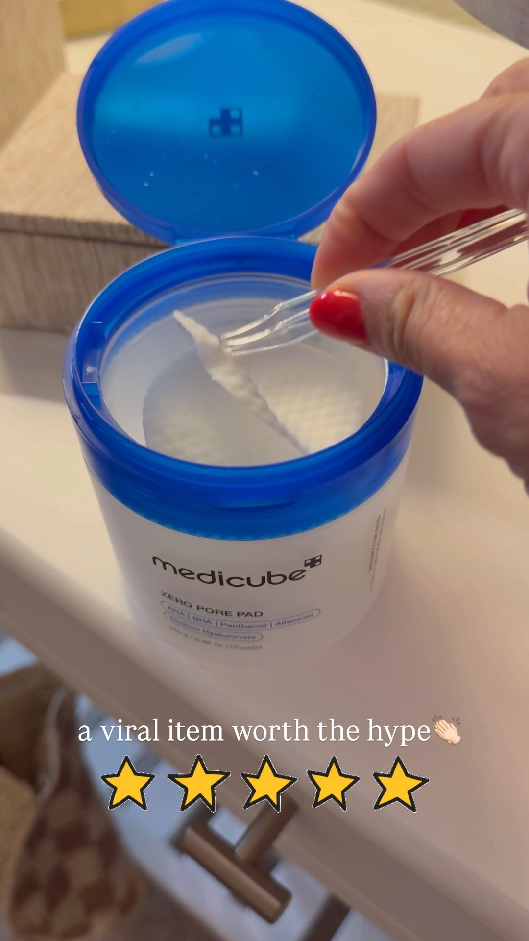 I’ve been using these “viral” Korean skincare pore pads at night after I wash my face & they 100% worth the hype👏🏻👏🏻 

#LTKFindsUnder50 #LTKSaleAlert #LTKBeauty