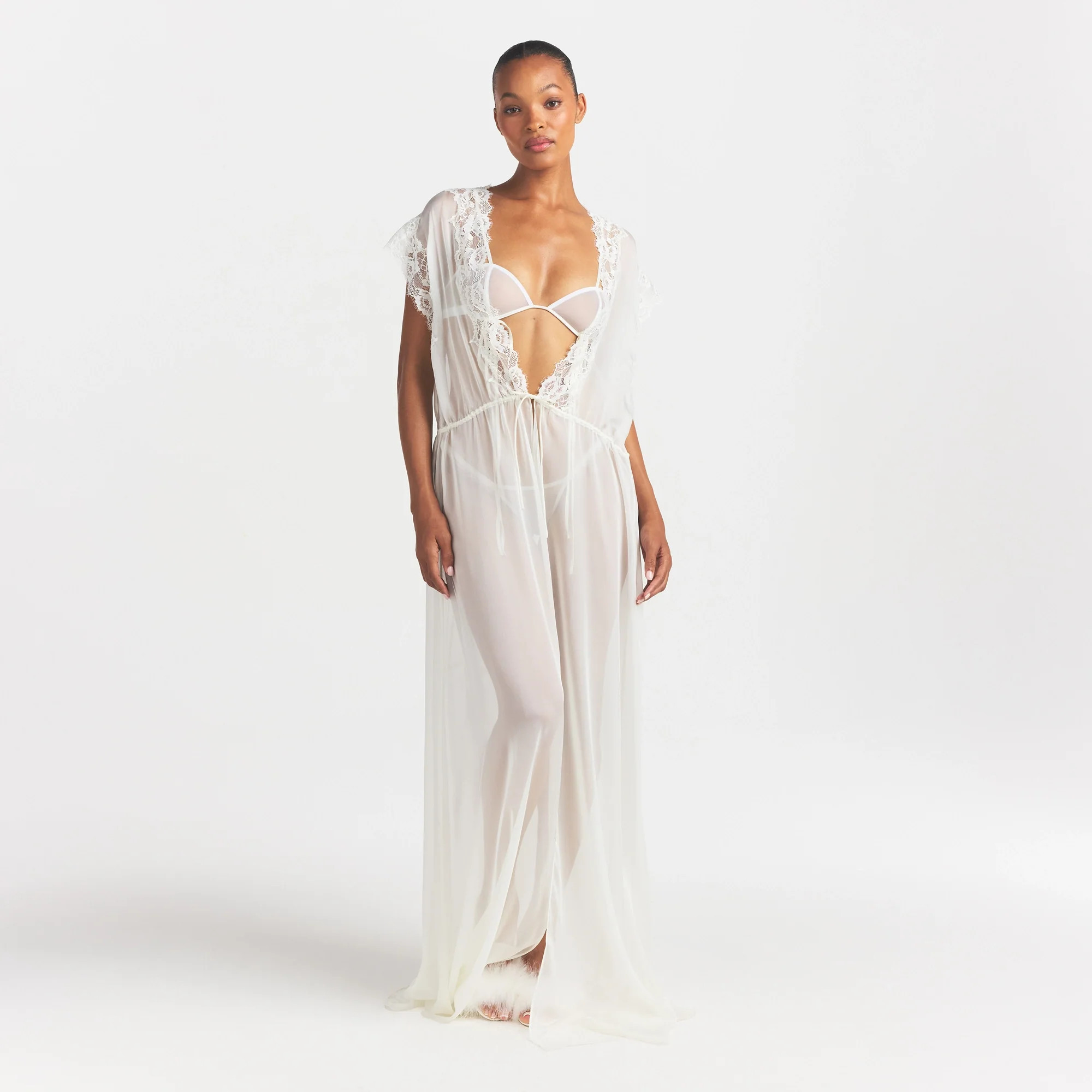 SKIMS Long Robe | White | Small | SKIMS Romance | SKIMS (US)