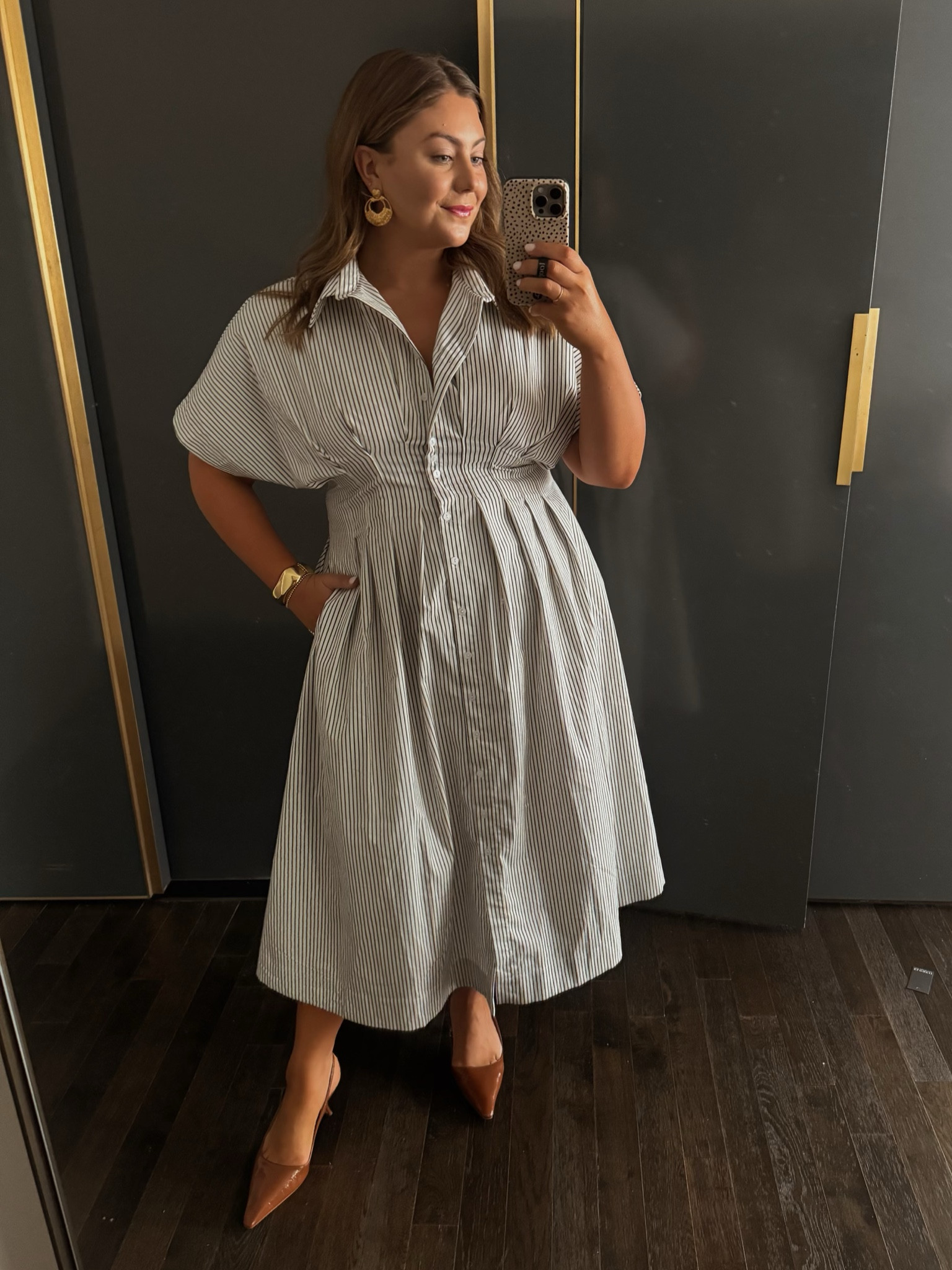 Still loving this trendy business outfit from yesterday, wearing size 1X. Sharing similar styles & a few different silhouettes it comes in!

#LTKWorkwear #LTKCon #LTKMidsize