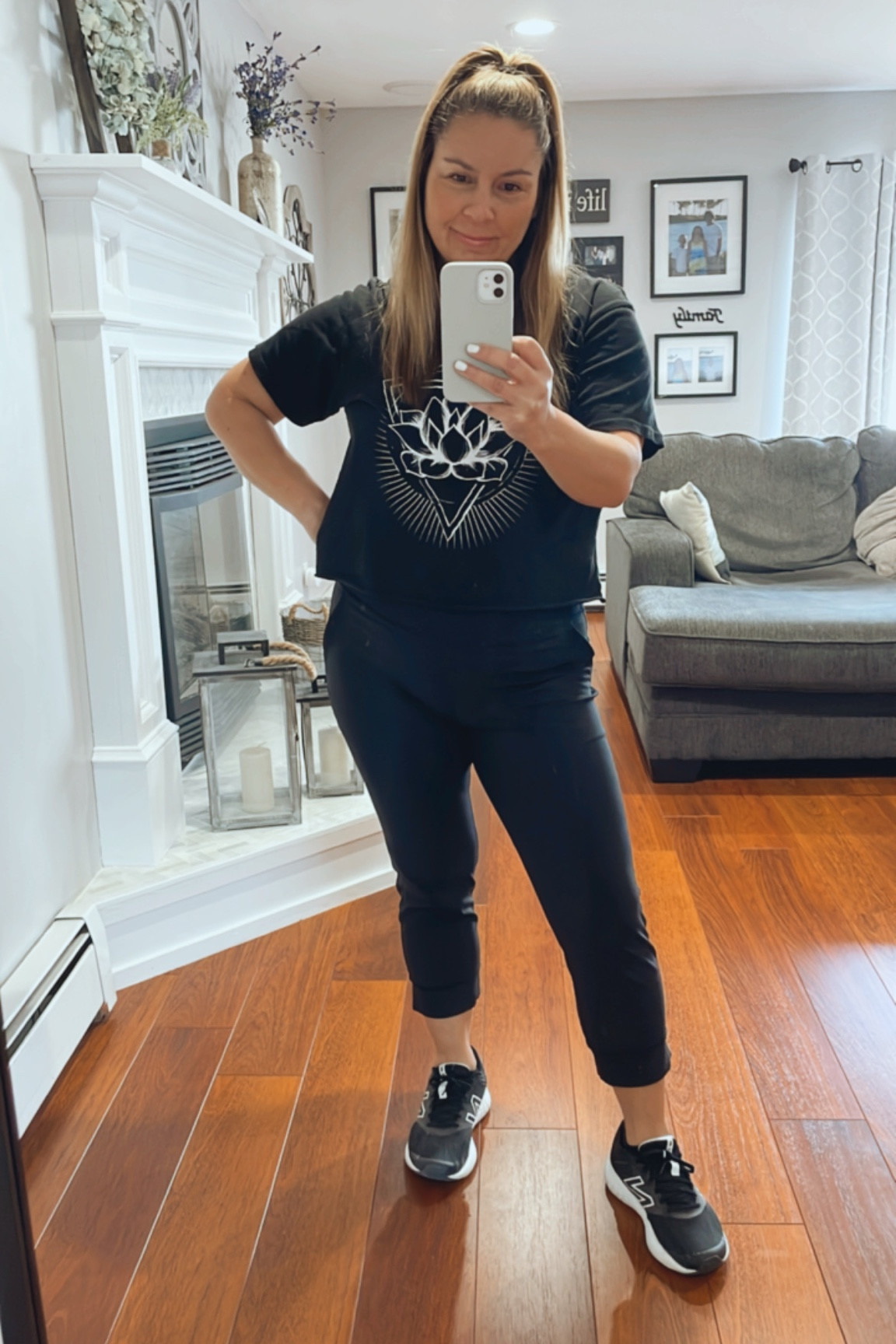 Wearing a medium in the joggers. Cute to workout in or wear as athleisure






Midsize fashion, size 10, workout clothes, gym clothes, active wear #ltkunder50 Old Navy deals

#LTKunder50 #LTKFind #LTKfit