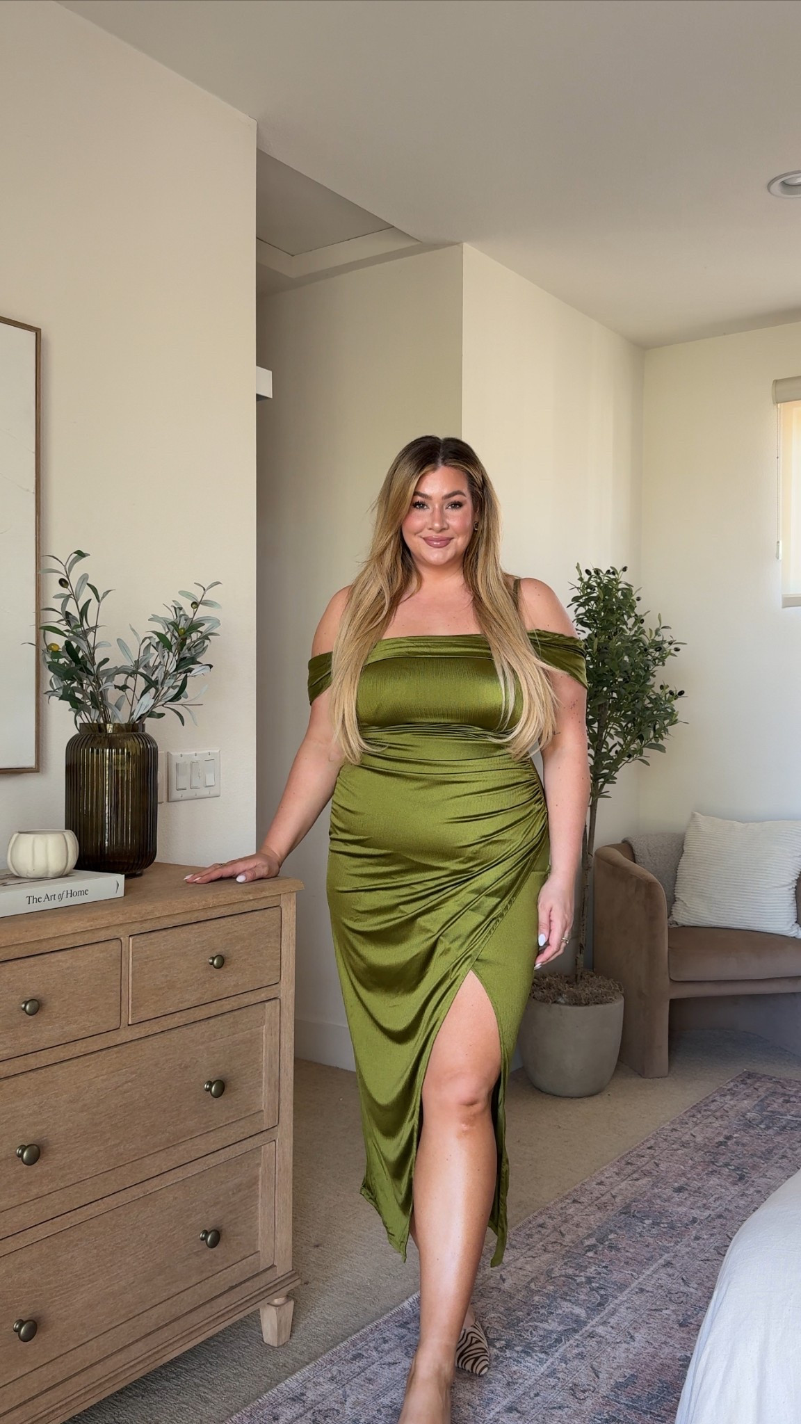 wedding guest dress with built in shapewear is such a game changer!! love ❤️‍🔥 i’m wearing a xxl :)

Vanezz15 - 15% off sitewide, no minimum spend
Vanezz20 - 20% off for orders over $150

#LTKWedding #LTKMidsize #LTKPlusSize