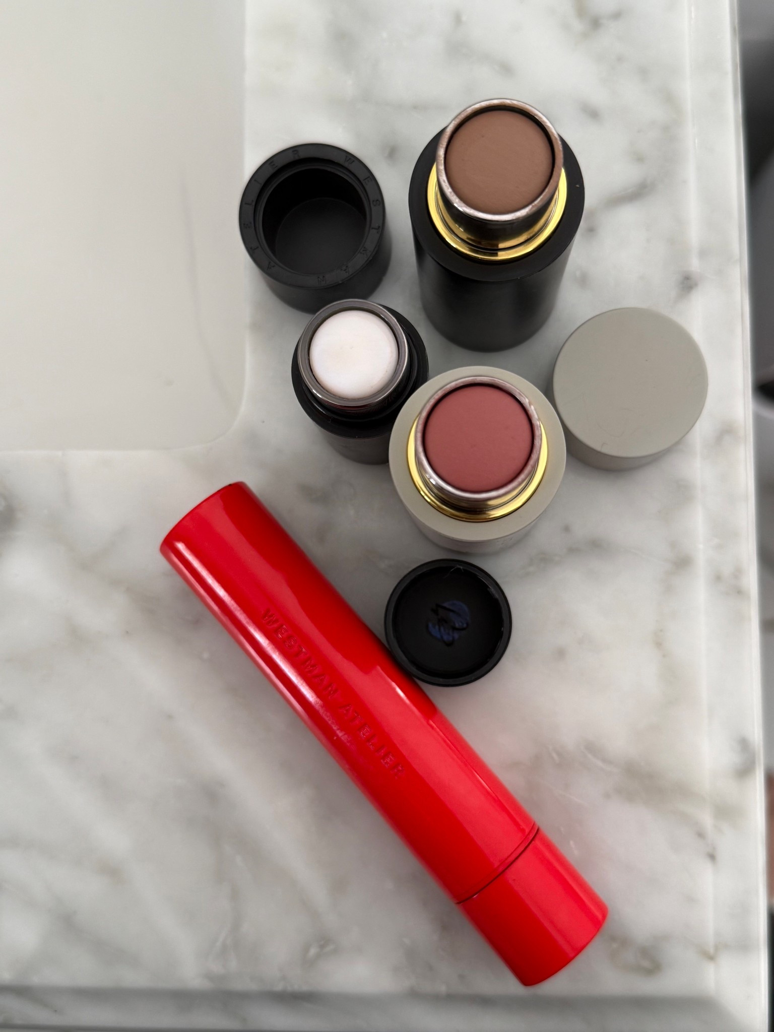 My must-have, easy make up set to look fresh and put together. Especially great for bus moms, those with mature or sensitive skin. 



#LTKOver40 #LTKBeauty #LTKmomlife