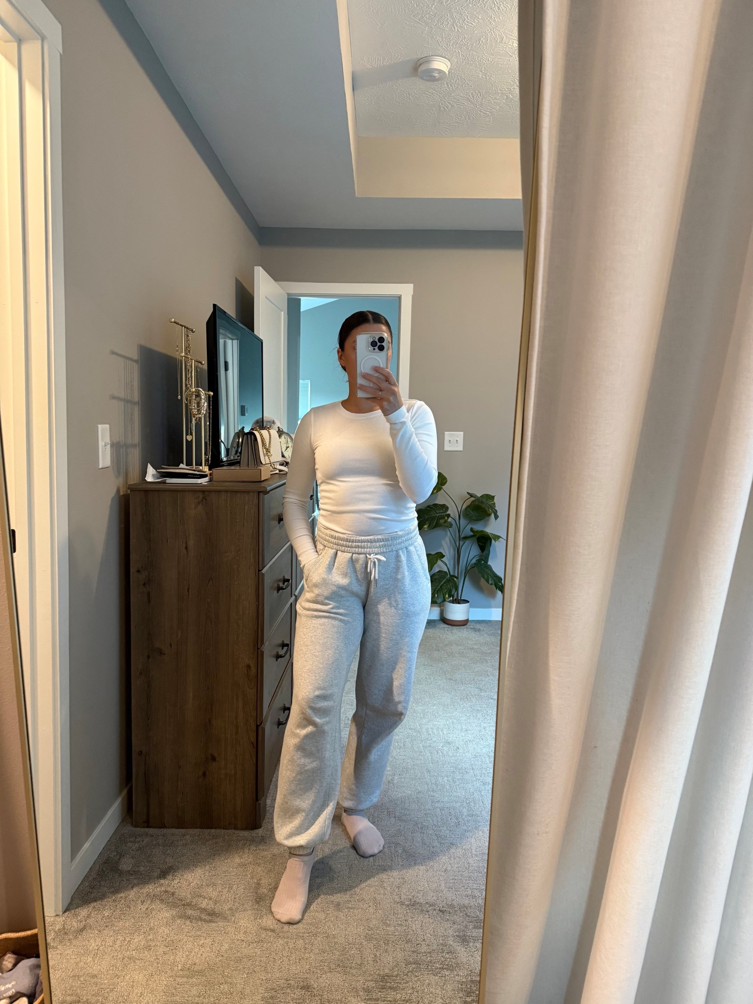 Gap has the best basic tees! Fit true to size

Black Friday deals, gifts for her, gifts under 25, back to basics, layering tee, long sleeve tee, gift guide, Christmas gift, cozy outfit, gap finds 

#LTKFindsUnder50 #LTKGiftGuide #LTKSaleAlert