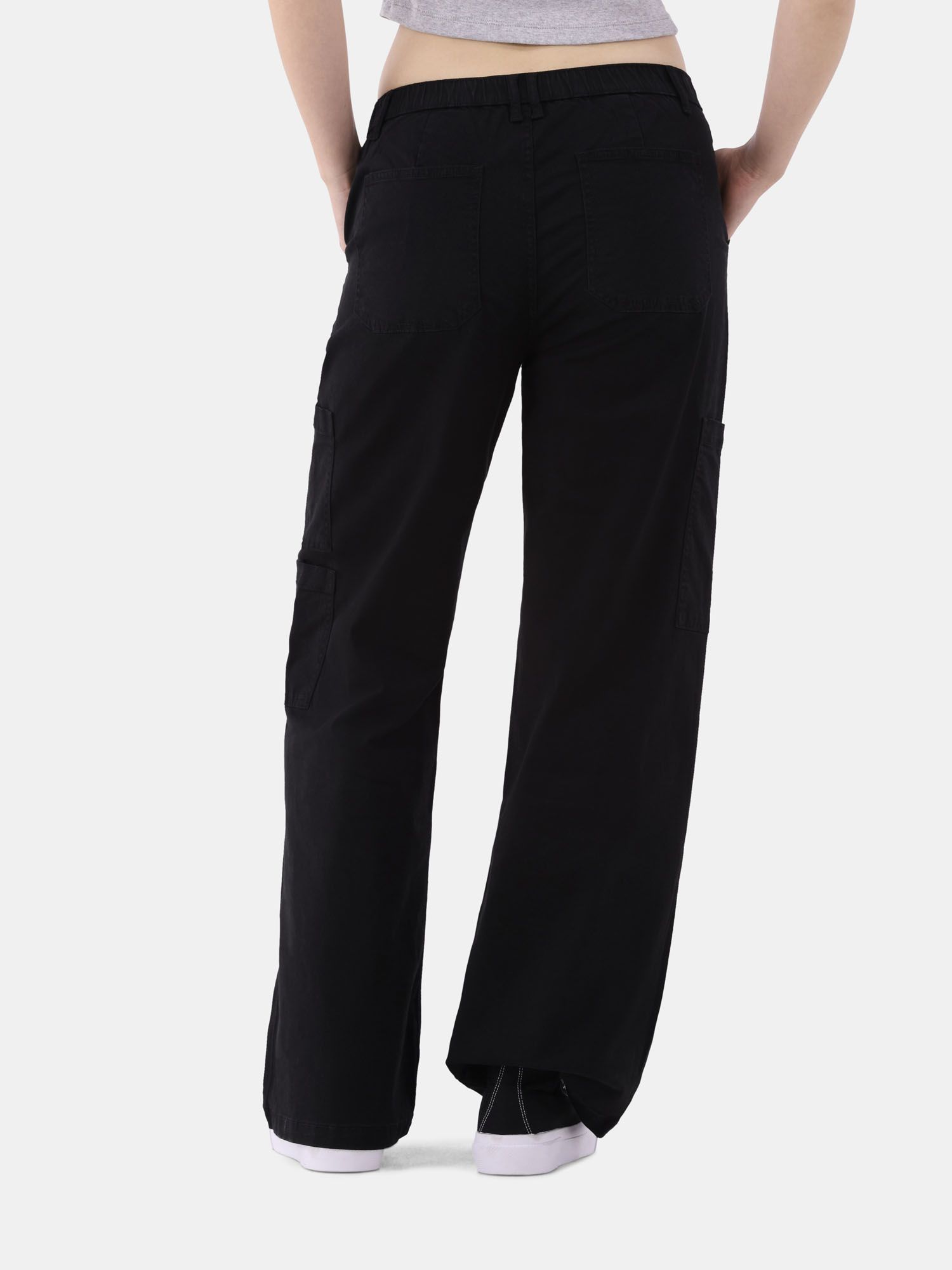 No Boundaries Wide Leg Cargo Pants, 32” Inseam, Women’s | Walmart (US)