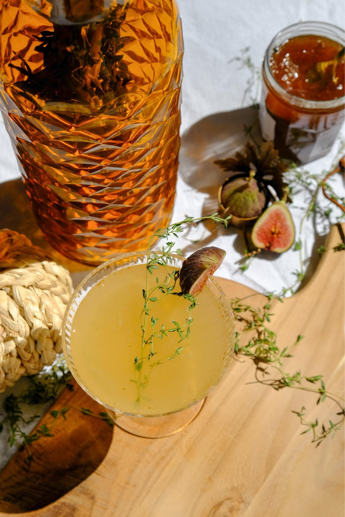 figgy jammy bee’s knees🐝

Having trouble finding figs? No problem! This fig jam bee’s knees can be shaken up anytime with some delish fig jam and just a few other ingredients!

- 2 oz gin
- 1 oz lemon juice
- 1 tbs fig jam
- honey thyme simple syrup

Add all ingredients to a shaker and dry shake (no ice) to blend the jam. Once well mixed, add ice and shake again until chilled. Strain into a coupe glass and garnish with a fig and thyme before enjoying!

Cheers Y’all,
Brooke xx

#fig #beesknees #cocktailrecipes #drinksdrinksdrinks #cocktailsathome #gin