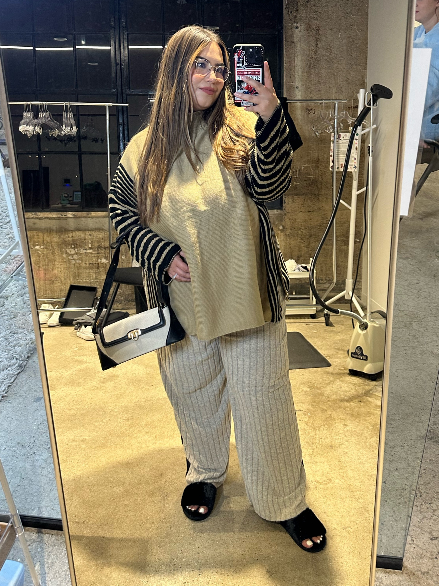 Mixing prints this winter szn 🎀

#LTKmidsize #LTKplussize #LTKSeasonal