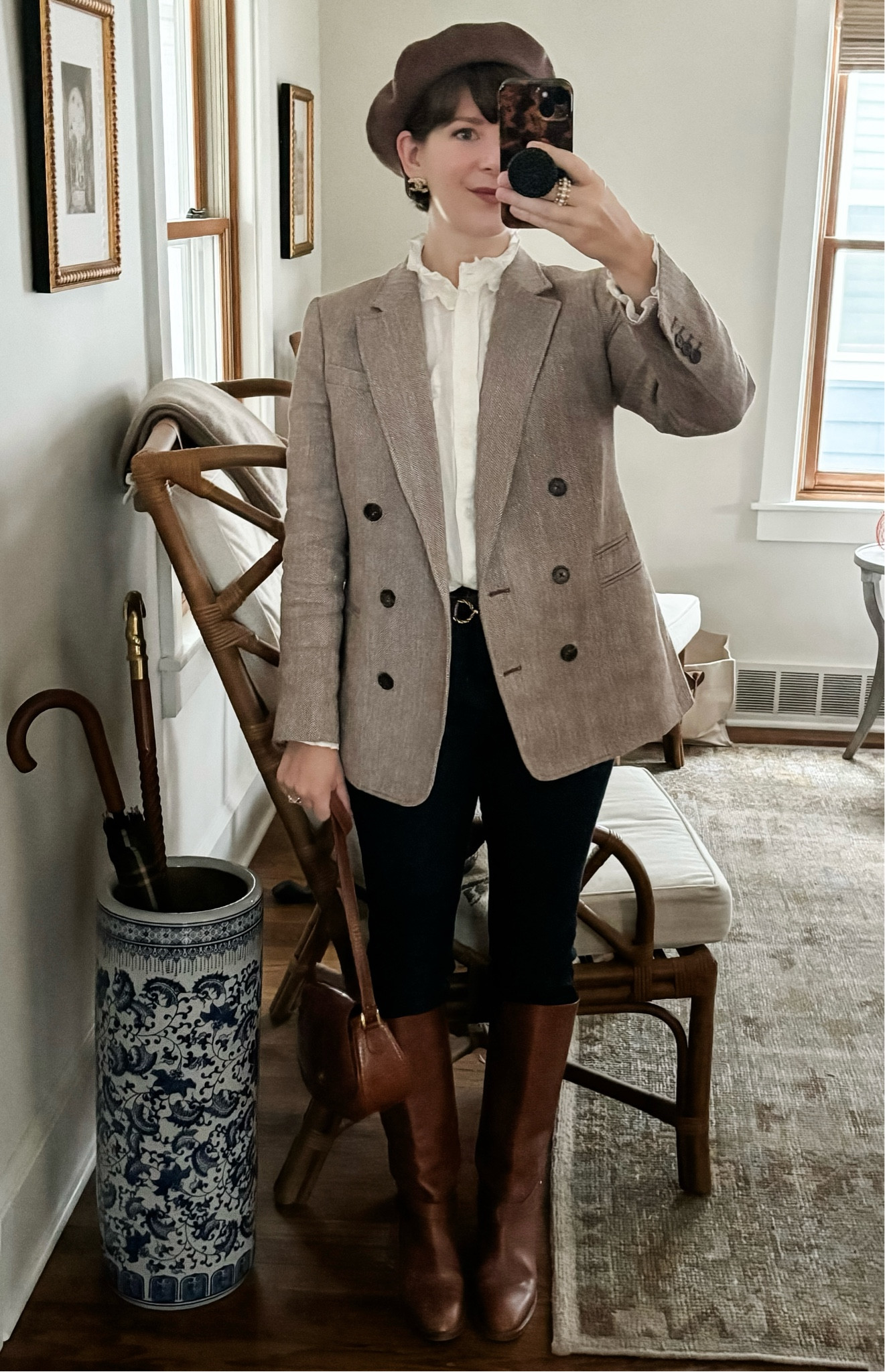 Berets all day! An easy and timeless outfit for autumn 🍁

#LTKstyletip #LTKover40 #LTKSeasonal