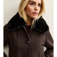 Women's Petite Brown Check Fluffy Collar Jacket New Look | New Look (UK)