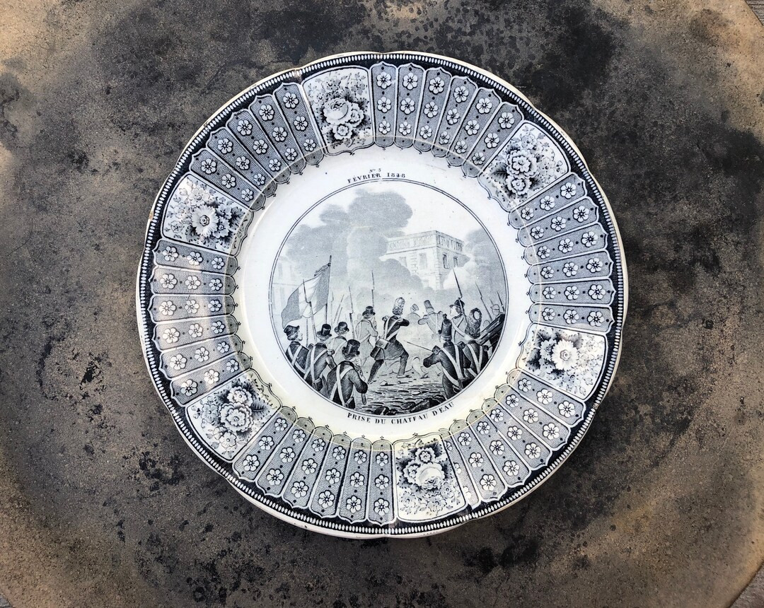 Lebeuf Milliet & Co. Creil Et Monterrau Plates Depicting - Etsy | Etsy (US)