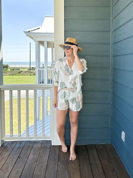 Palm tree button up shirt and shorts 
Summer look 
Mix and match 
Vacation look 
TTS - top and bottom (small) 
Top is oversized 

#LTKSeasonal #LTKtravel #LTKswim