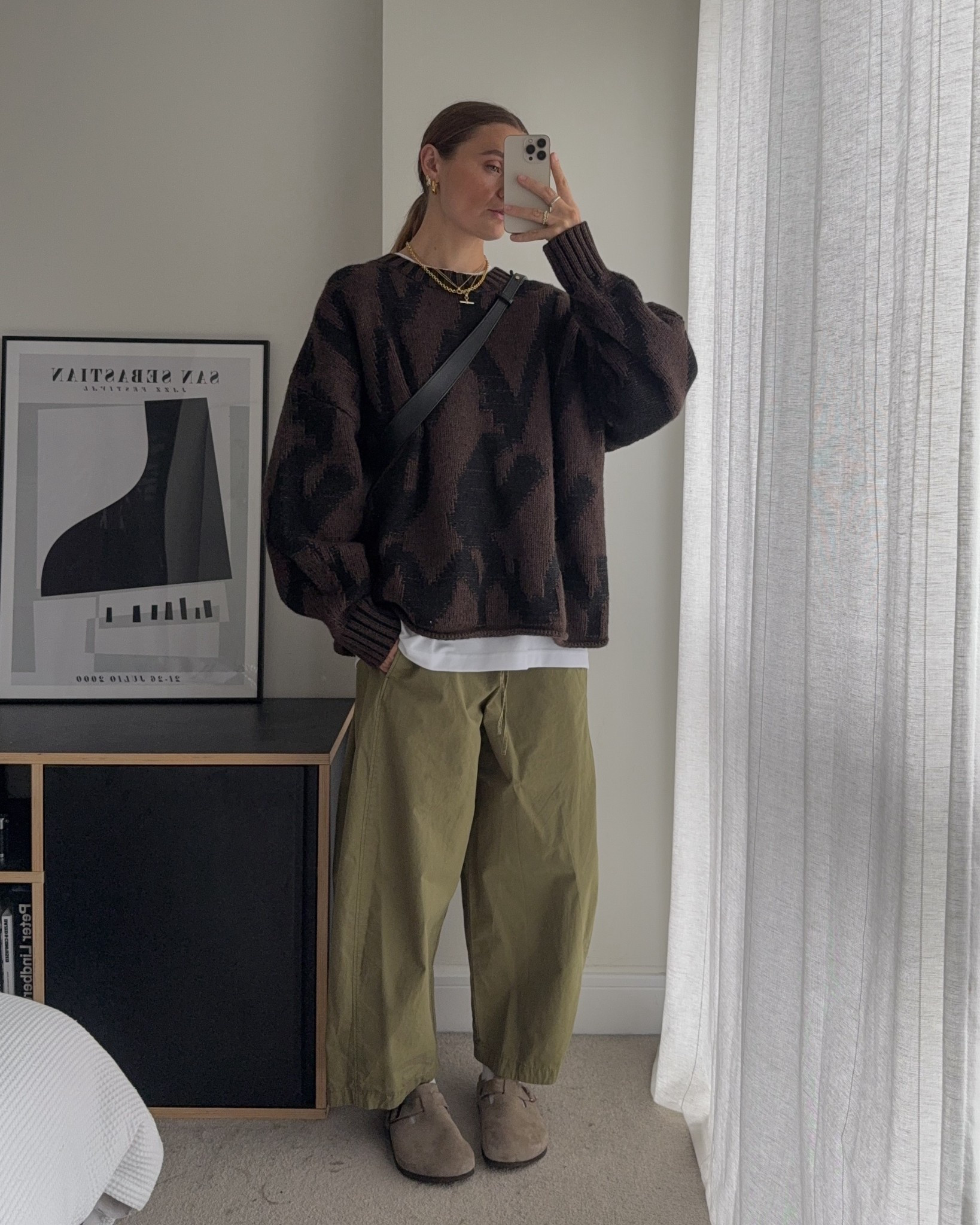 Barrel leg trouser, knit jumper, casual outfit 

#LTKwinter #LTKautumn #LTKeurope
