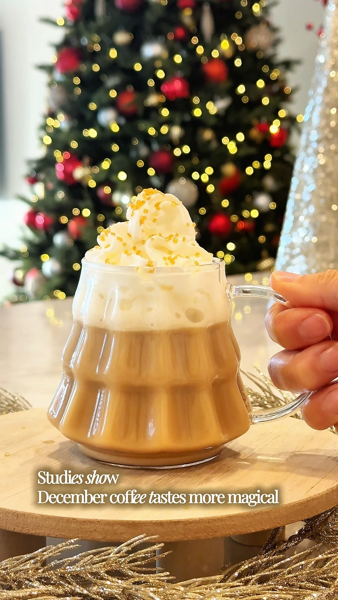 Cutest Christmas tree mug! And some of my other favorite holiday mugs!🎄🎅


#LTKHoliday #LTKmorningroutine #LTKHome