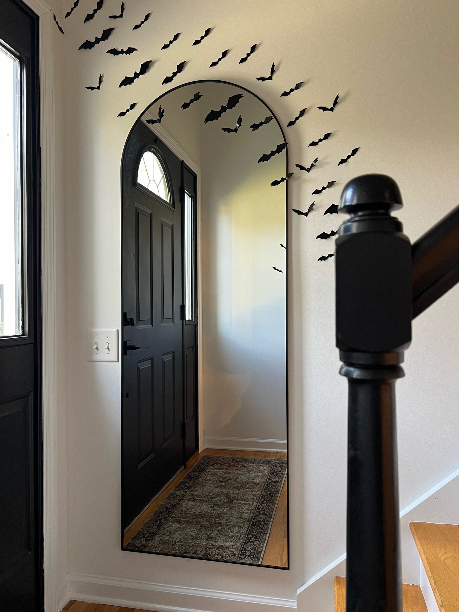 New Entryway Mirror!✨

#LTKHome #LTKStyleTip #LTKHoliday