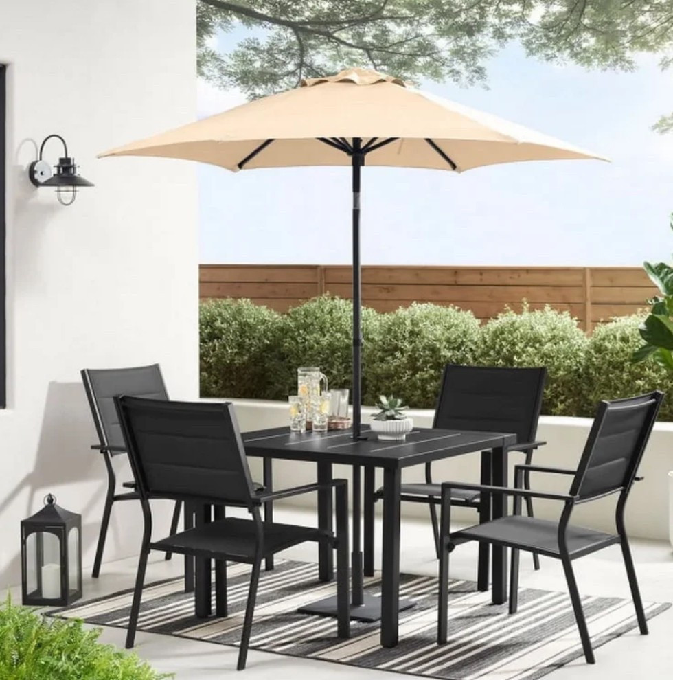 Outdoor table and chairs 

#LTKHome #LTKSeasonal
