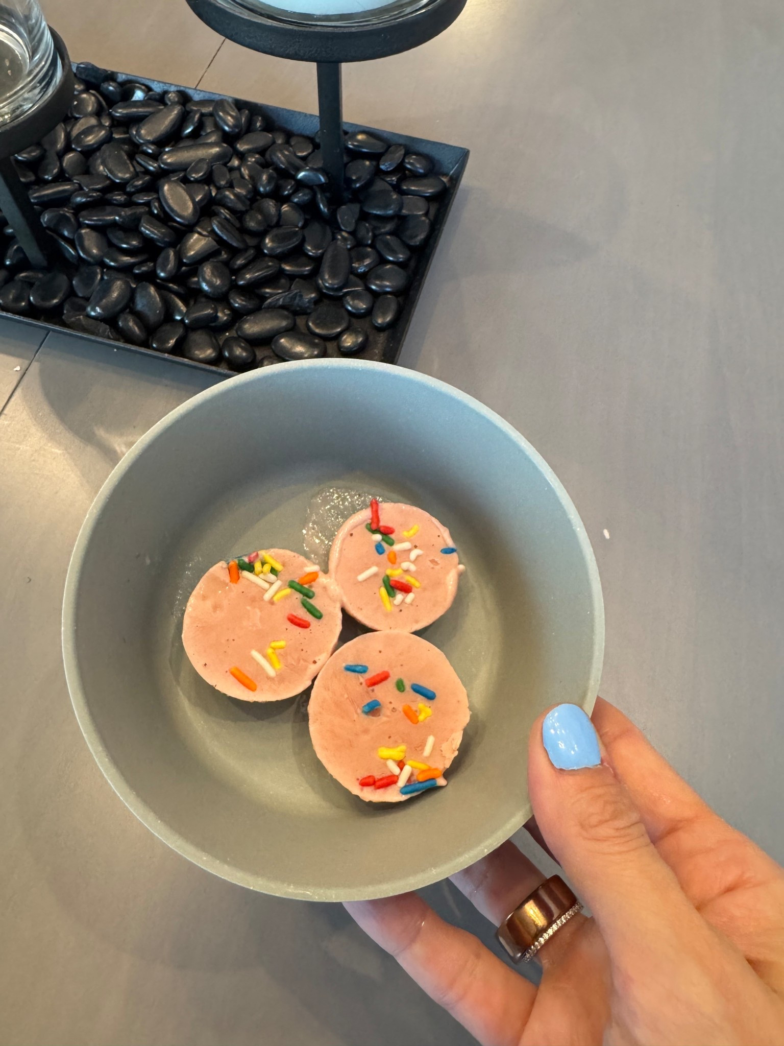 PB&J Frozen Yogurt Banana Bites 🍓🍌

#LTKmomlife #LTKKids #LTKfoodie