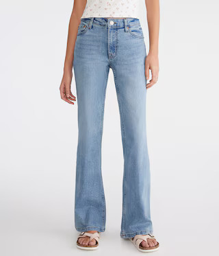 Mid-Rise Flare Jean | Aeropostale