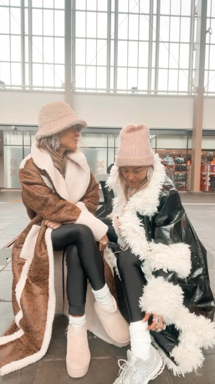 Coat season linked our faux fur black and white coat for you below. 💕💕 

#LTKStyleTip #LTKSeasonal #LTKVideo