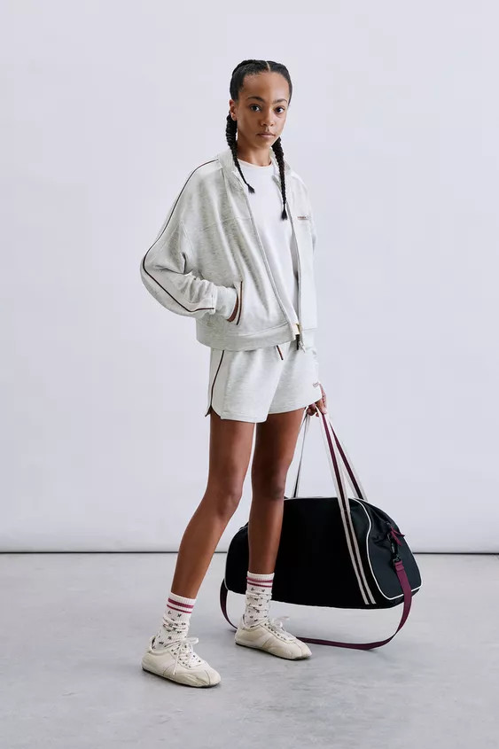 SPORTY CONTRAST BERMUDA SHORTS | Zara UK