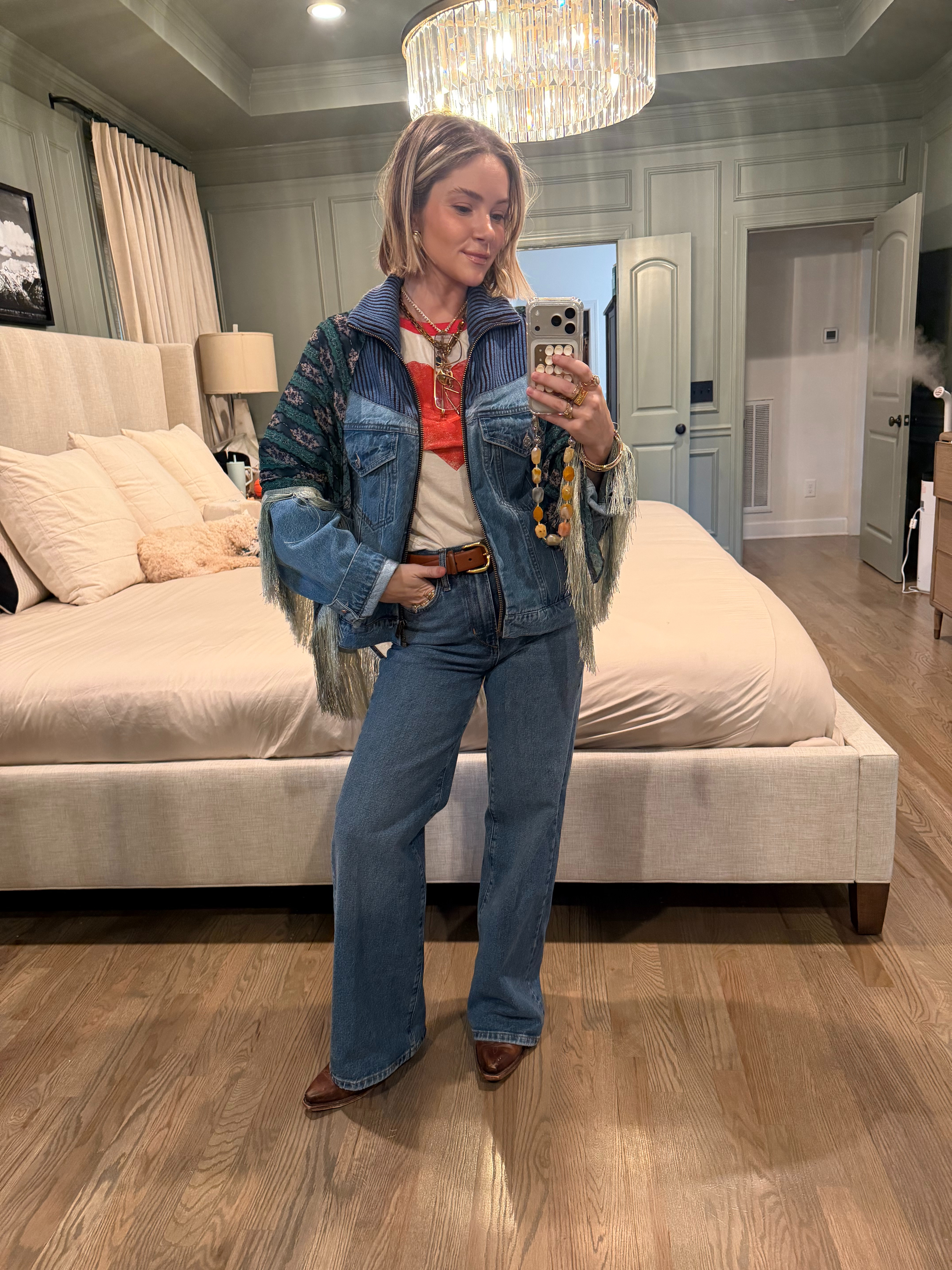 Full look from @anthropologie - loving the subtle valentine's day touch from the graphic tee! 

 #anthropartner #LTKootd #LTKmomlife #LTKPetite