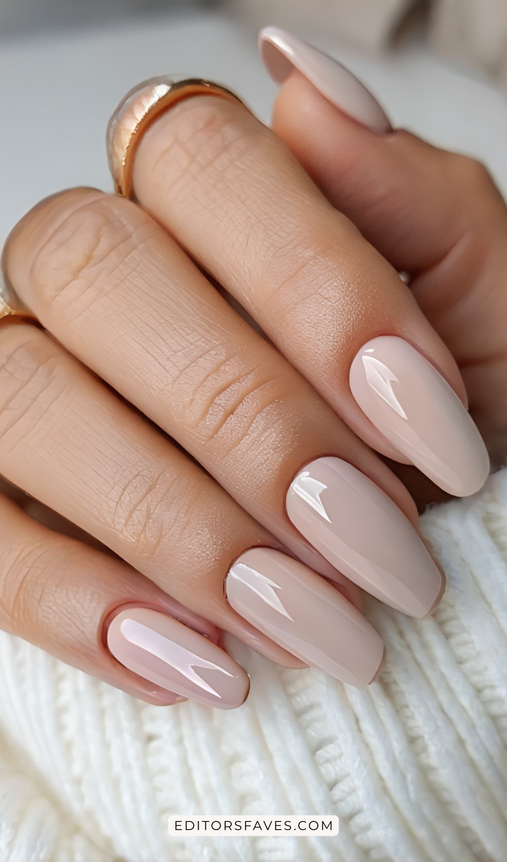 You planned the outfits, booked the flights, maybe even pre-ordered the room service menu… but did you pick your vacation nails yet? Because the wrong shade can throw off your whole poolside aesthetic. 

This summer, we’re skipping the predictable and going full resort-core with polished looks that match the Amalfi Coast, Santorini sunsets, or a last-minute Vegas girls’ trip. 

Vacation nails for summer: This guide breaks down the most elevated vacation nail summer trends. Get ideas for long-vacation polish options. These are curated, sophisticated, luxe vacation nails. Dive into the edit.



#LTKFindsUnder50 #LTKBeauty