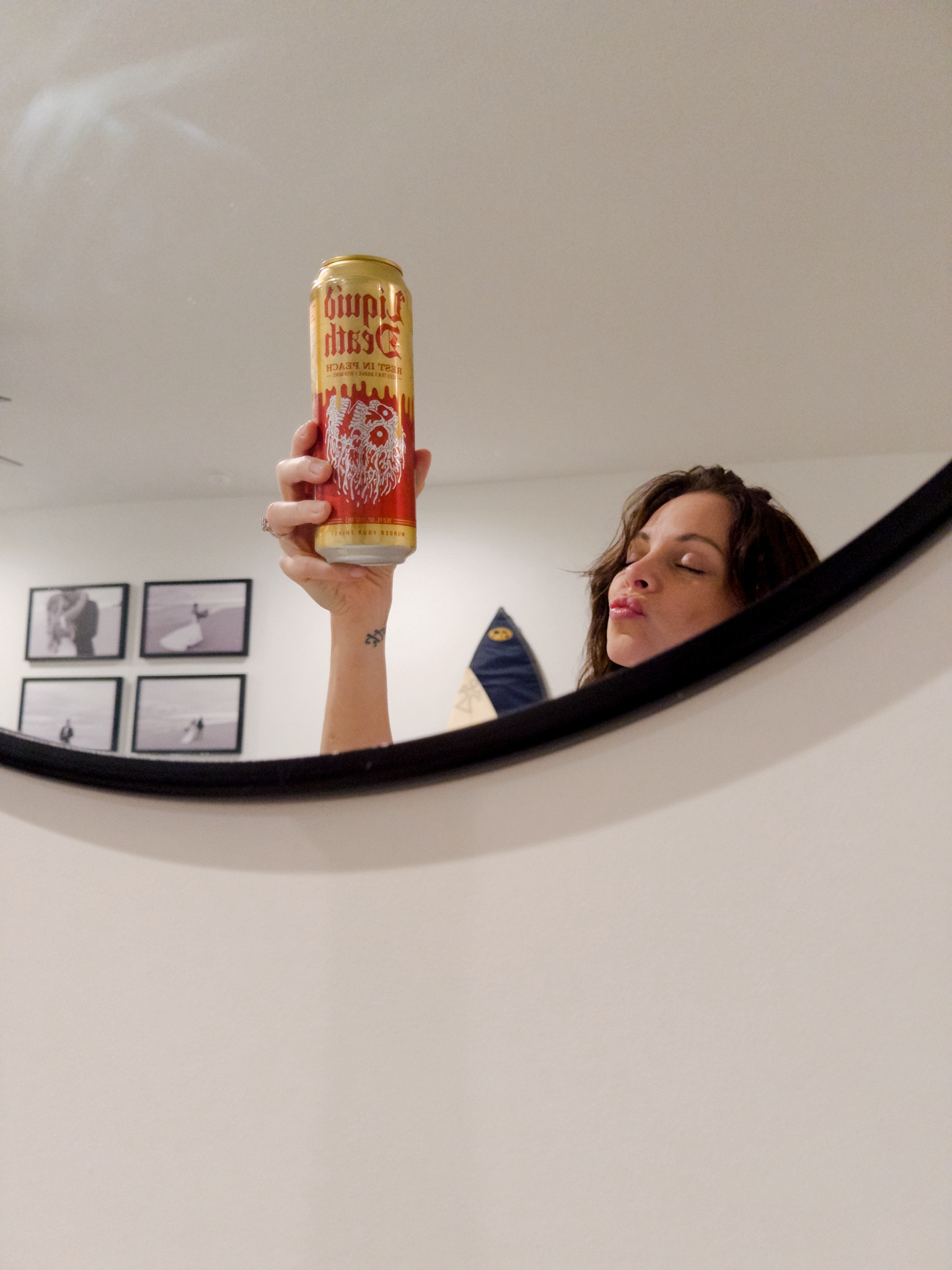 The best circle mirror 🪞 🖤

#LTKMostLoved #LTKhome #LTKSpringSale