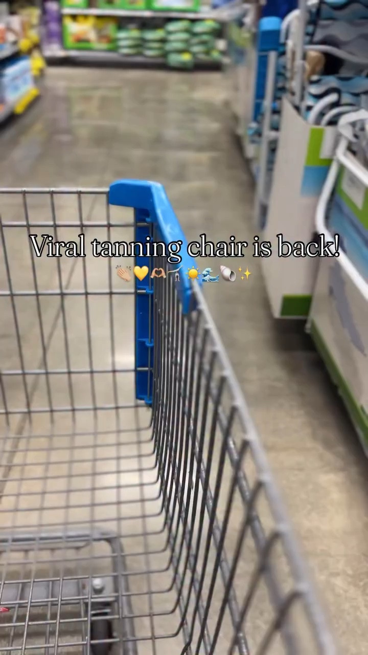 Follow me @findsbybarbie for more! 🩷

Say SHOP! look what’s finally back! Last year these were so hard to find! Love that it folds compact & you can fully lay down on these &&& the spot for your face, YES! 🤏🏼✨ #musthaves