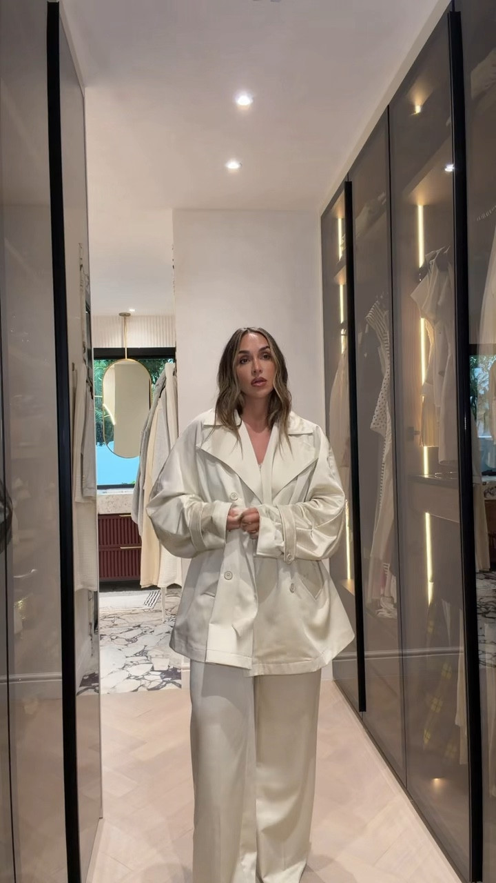 What I wore last night to speak on a panel 

#LTKgrwm #LTKootd