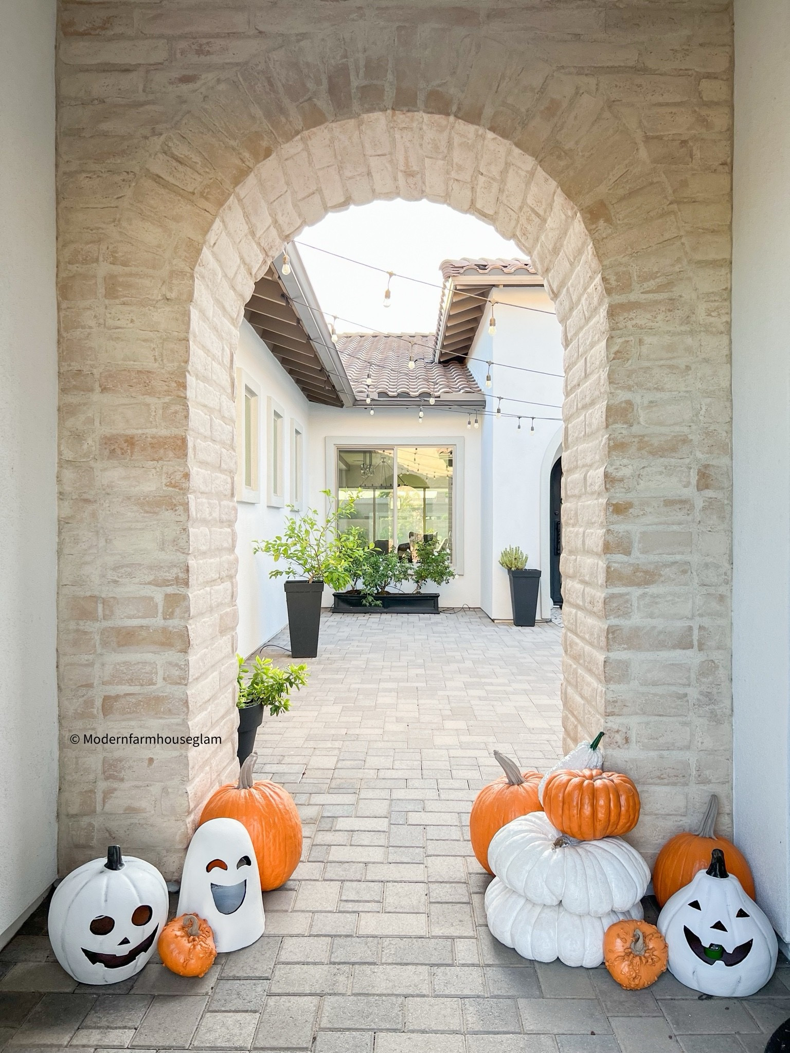 Outdoor pumpkins 

#LTKHome #LTKSeasonal