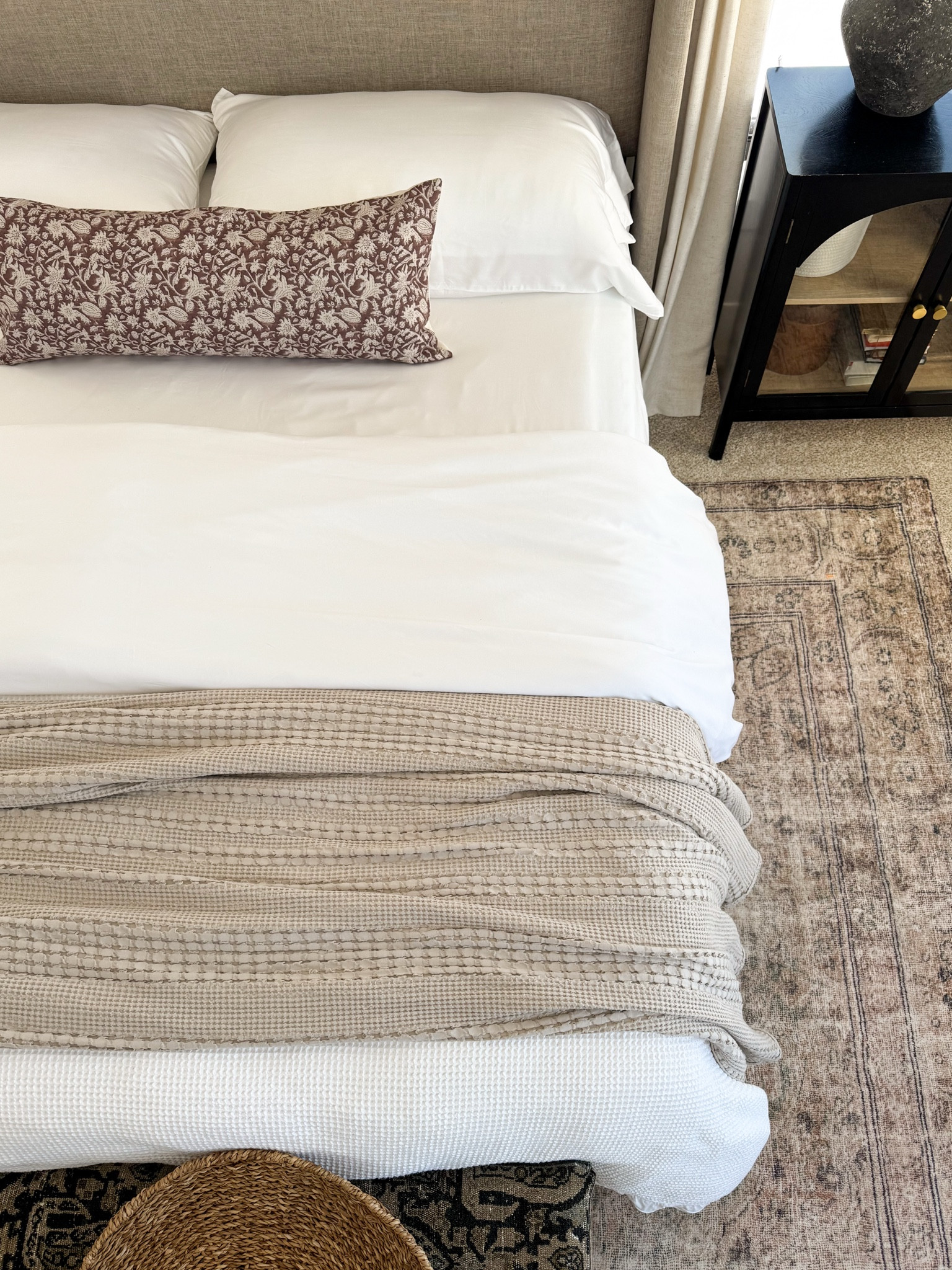 Bedding refresh!🙌🏻
It’s about this time of year in the winter here that I’m looking for a bedding refresh!! I love the idea of making my bed feel I’m on vacation and these @carloha Resort Sheet Set do just that! 🌴 

✨✨Use code: SARAHP30 for 30% off for 30% off at Cariloha!! 

The Resort Sheet Set is premium sateen finish, they feel like a dream!! @cariloha has always been a go-to for sheets and towels for us! #ad They are so breathable & luxurious!!