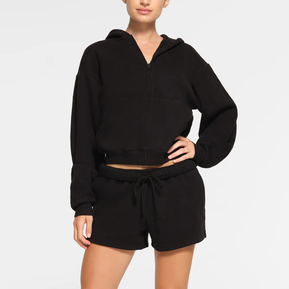 CLASSIC SHORT | SKIMS (US)