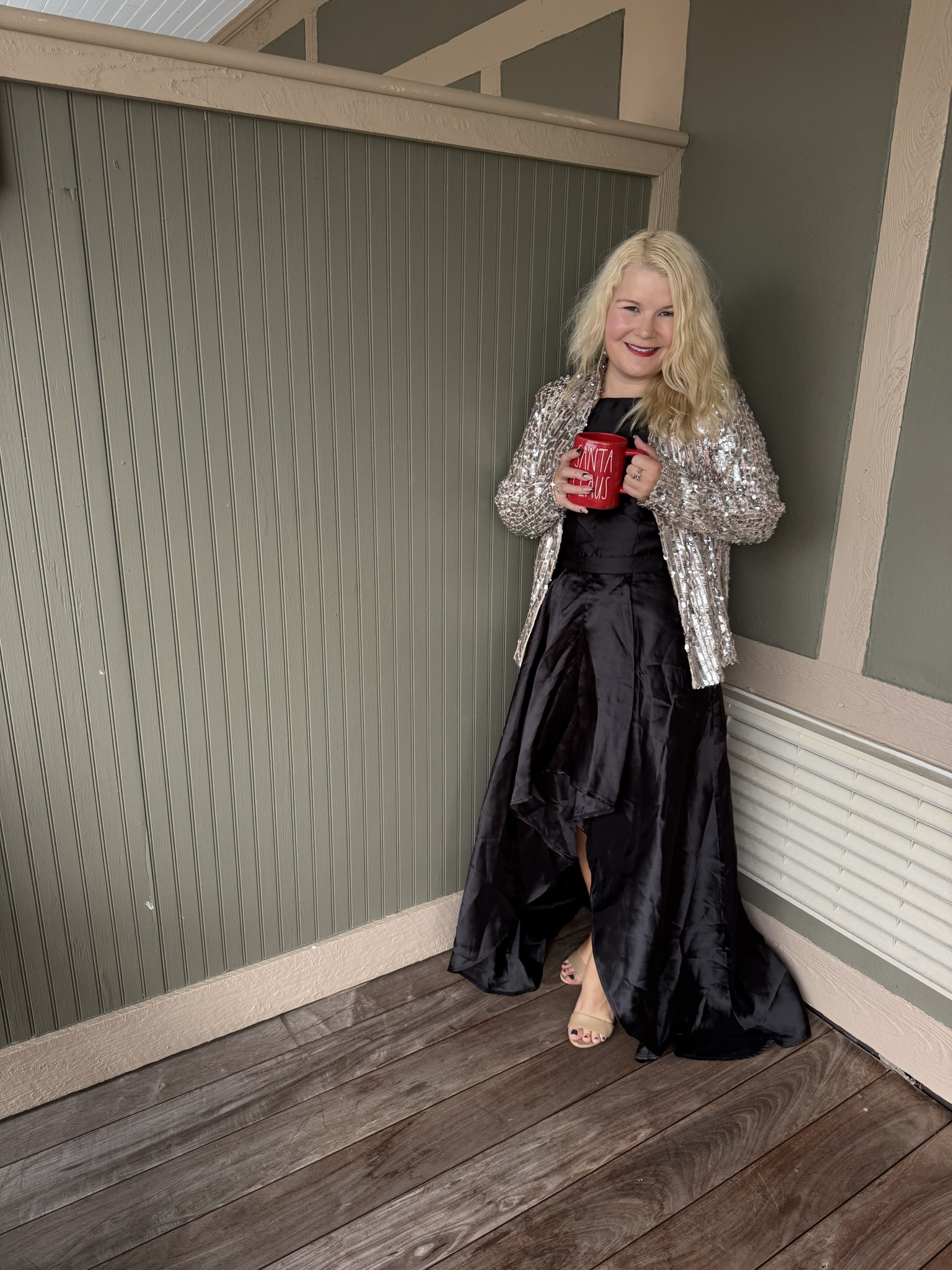 A fun holiday glam loom that is also perfect for New Year’s Eve.

#LTKPetite #LTKParties #LTKHoliday