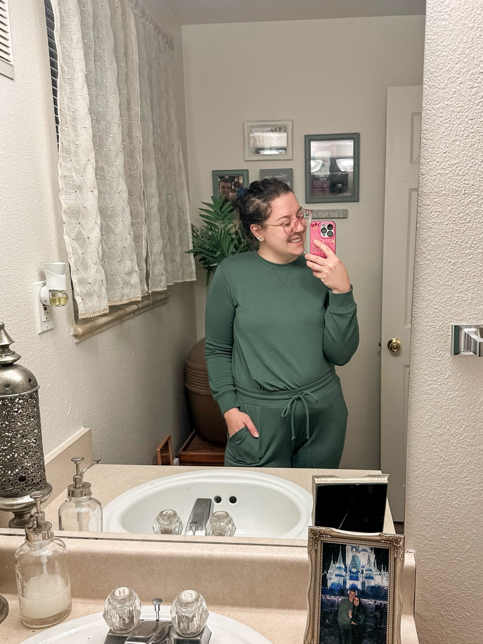 Stars Above loungewear set in green from Targett

#LTKmidsize #LTKstyletip #LTKhome