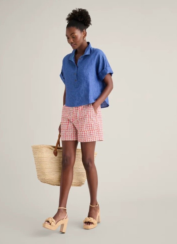 Love the silhouette of this cropped linen shirt

#LTKootd #LTKgrwm #LTKOver40