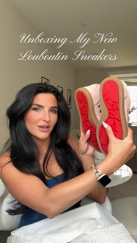Unboxing the Louboutin tutti Rui sneakers - perfect summer trainers 🥹🫶

#louboutin #summerfashion #luxuryunboxing

#LTKsummer #LTKluxury #LTKpetite