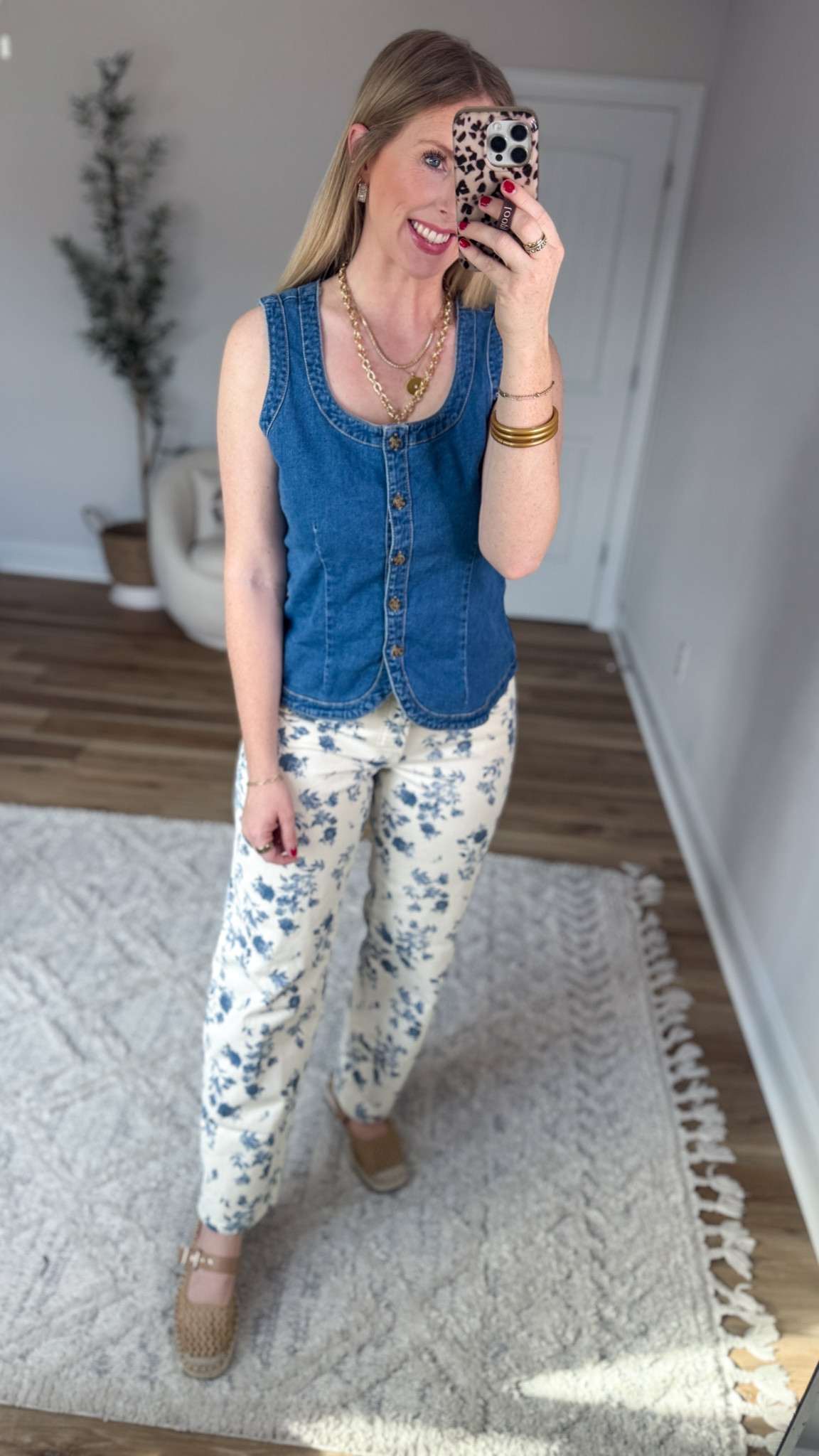 Daily try on, old navy outfit, denim top, floral jeans 

#LTKSaleAlert #LTKootd #LTKmomlife