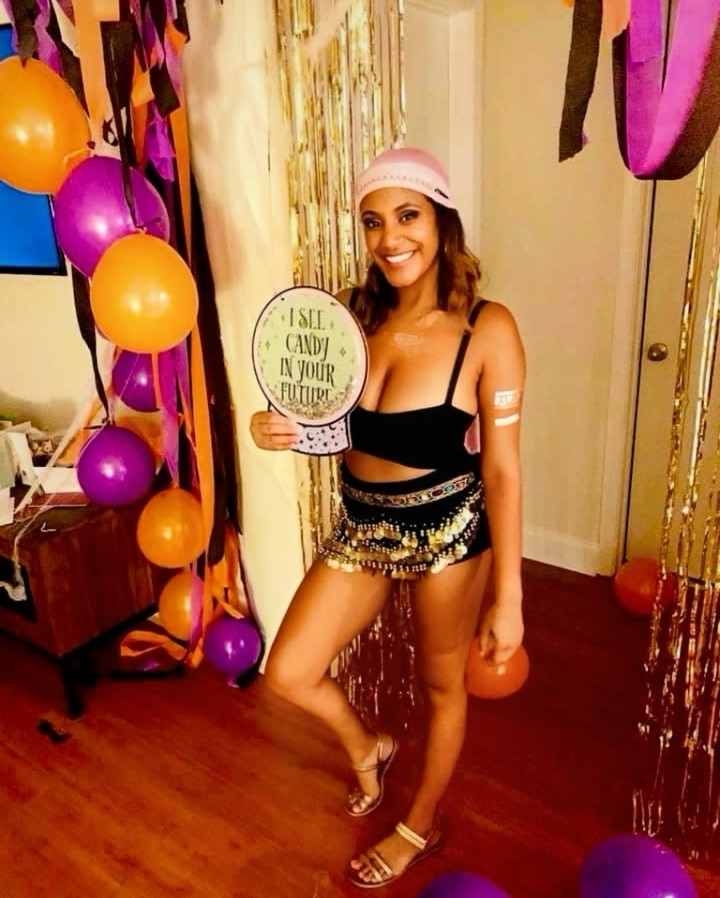 DIY Halloween Costume: Fortune Teller 🔮🎱

#halloweencostume #amazon #halloween #halloweenparties #costumes #fortuneteller

#LTKParties #LTKStyleTip #LTKHalloween