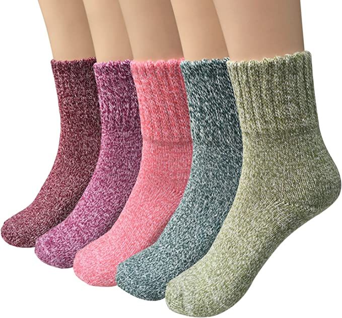 Loritta 5 Pairs Womens Vintage Style Winter Soft Warm Thick Knit Wool Crew Socks | Amazon (US)