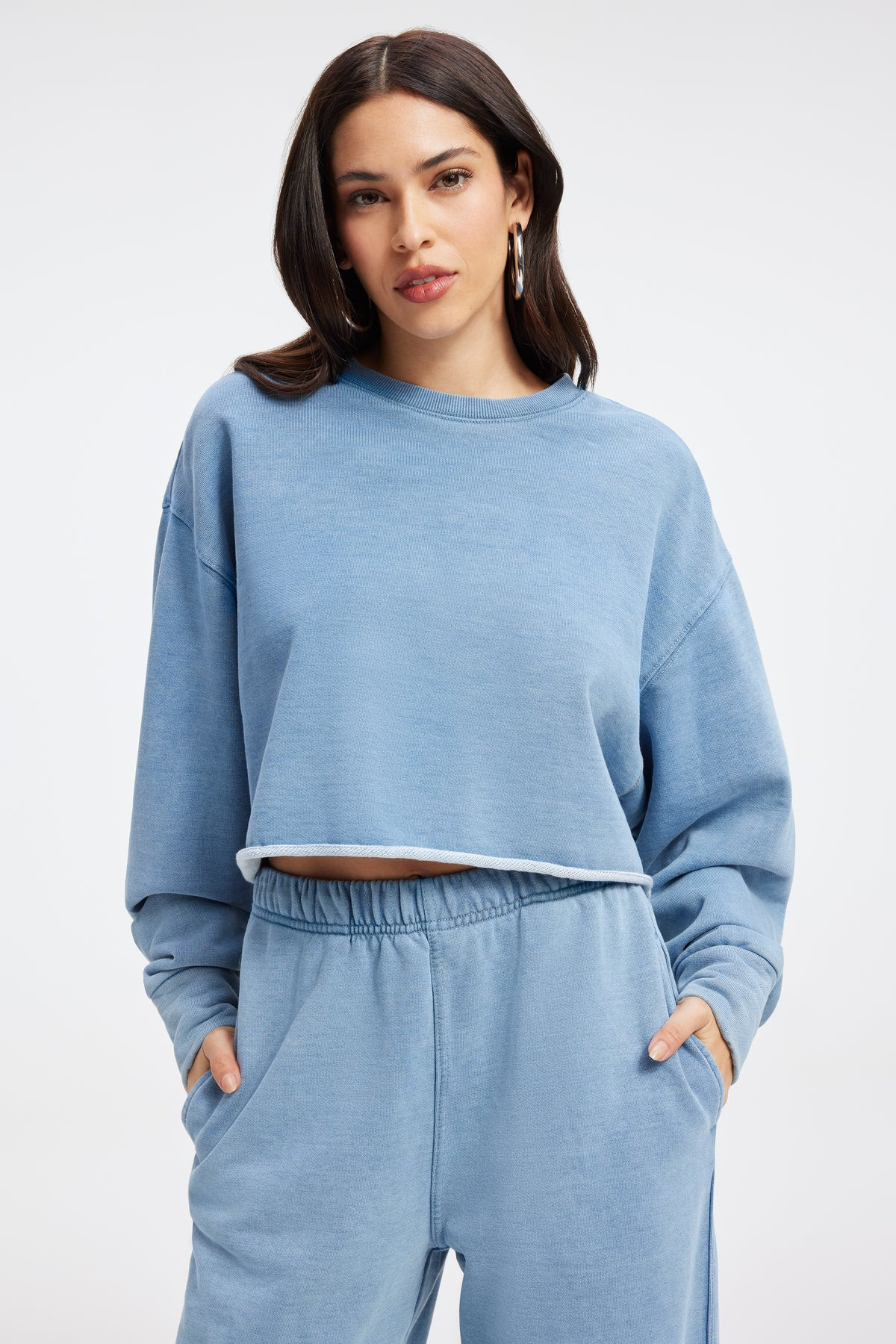 JEANIUS CROPPED SWEATSHIRT | INDIGO376 - GOOD AMERICAN | Good American