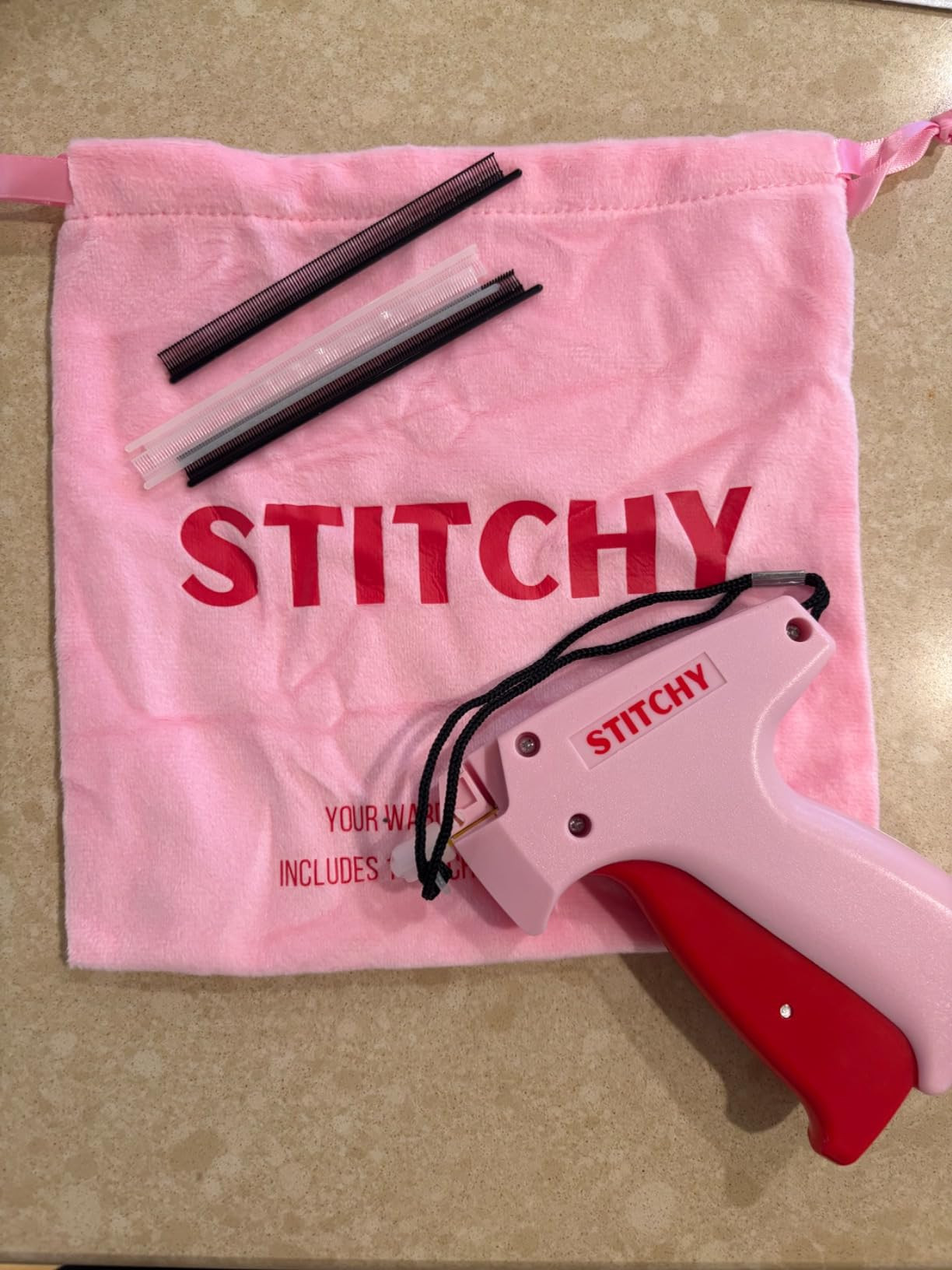Amazon.com : Tucky Fine Stitchy Gun Stitchy Quick Clothing Fixer for Clothes, Micro Tagging Gun f... | Amazon (US)