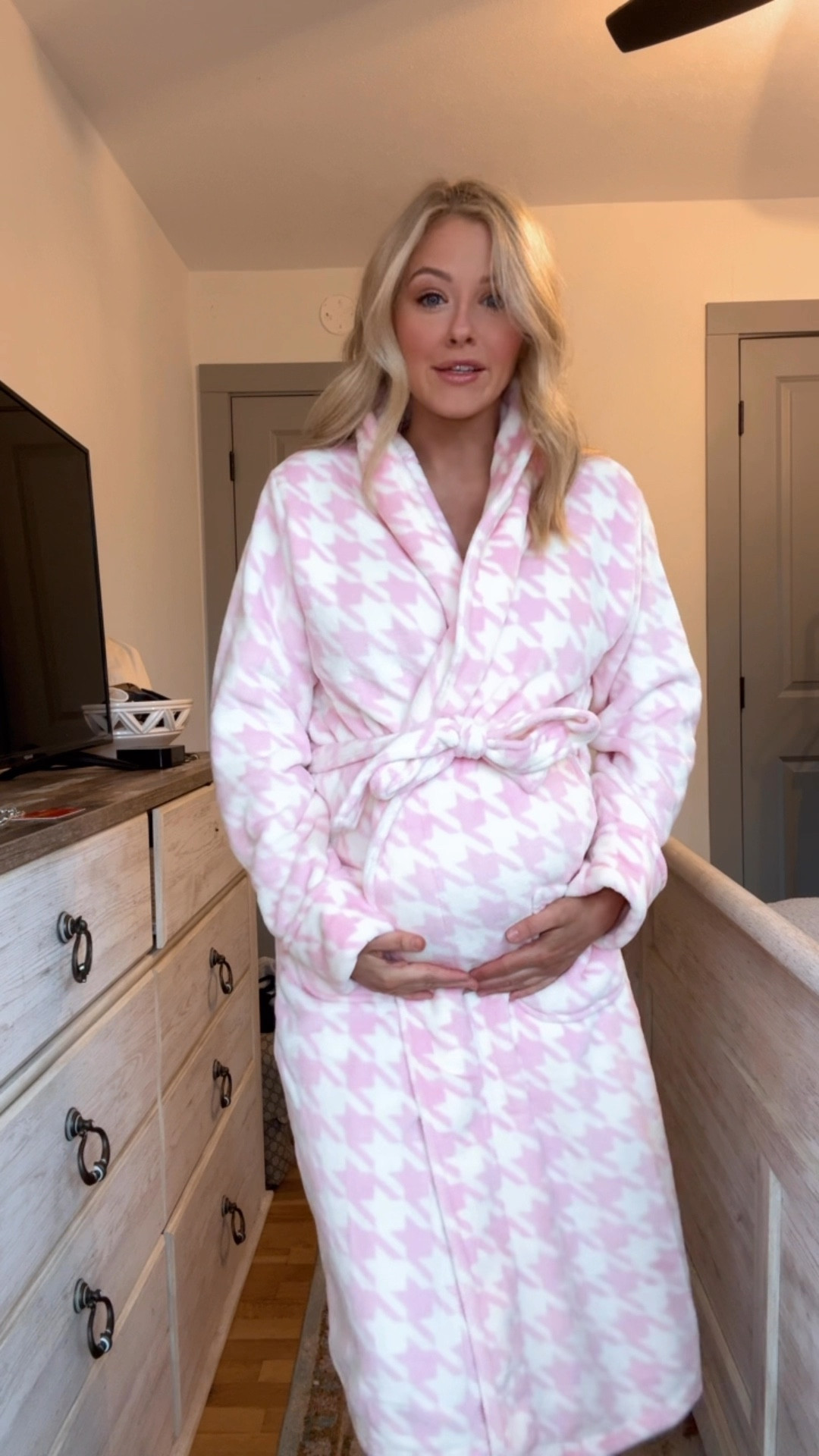 $21 plush luxury robe! — obsessed 

#LTKGiftGuide #LTKSeasonal #LTKHoliday