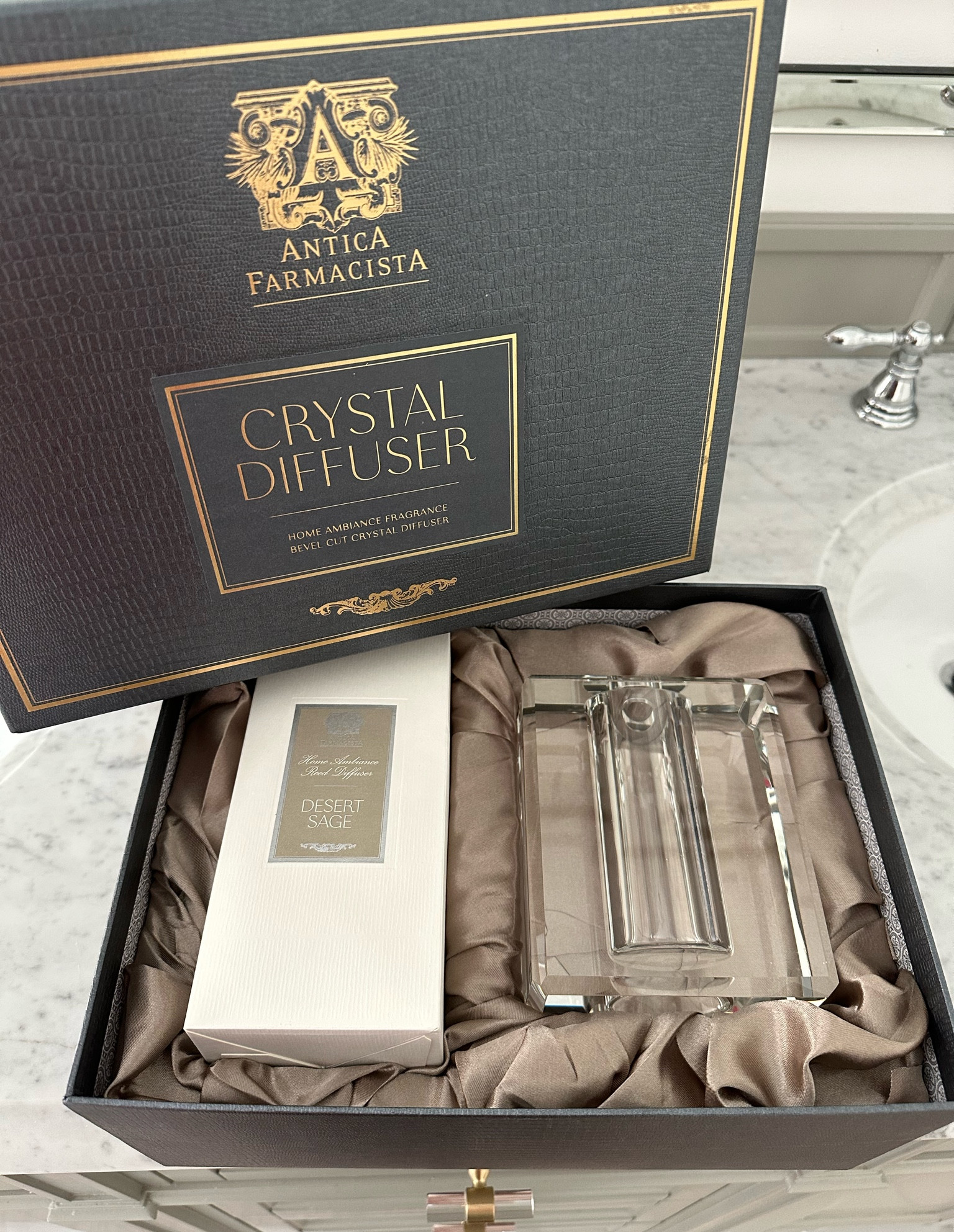 20% OFF today thru Monday!  These make the best gifts. 





Home fragrance, antica Farmacista, Crystal diffuser, gift idea, gift guide, wedding gift, housewarming gift, candle, 

#LTKsalealert #LTKCyberweek #LTKGiftGuide