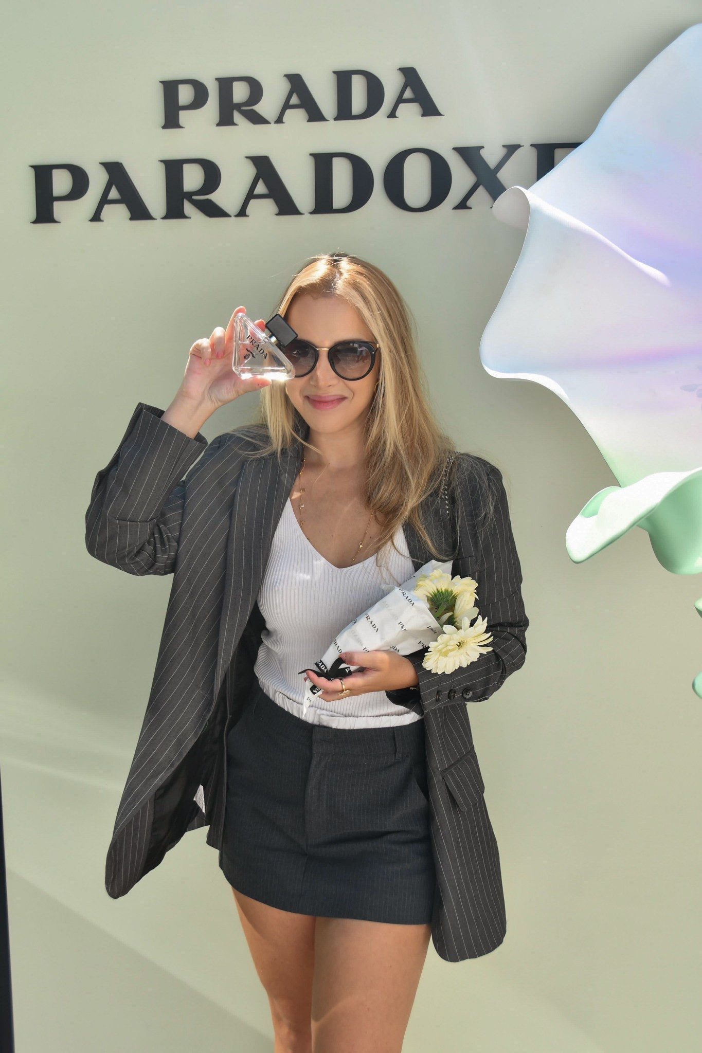 Lançamento do #PradaVirtualFlower no #PradaFlowerMarket aqui no Rio! 

#LTKbeleza #LTKdicadeestilo #LTKbrasil