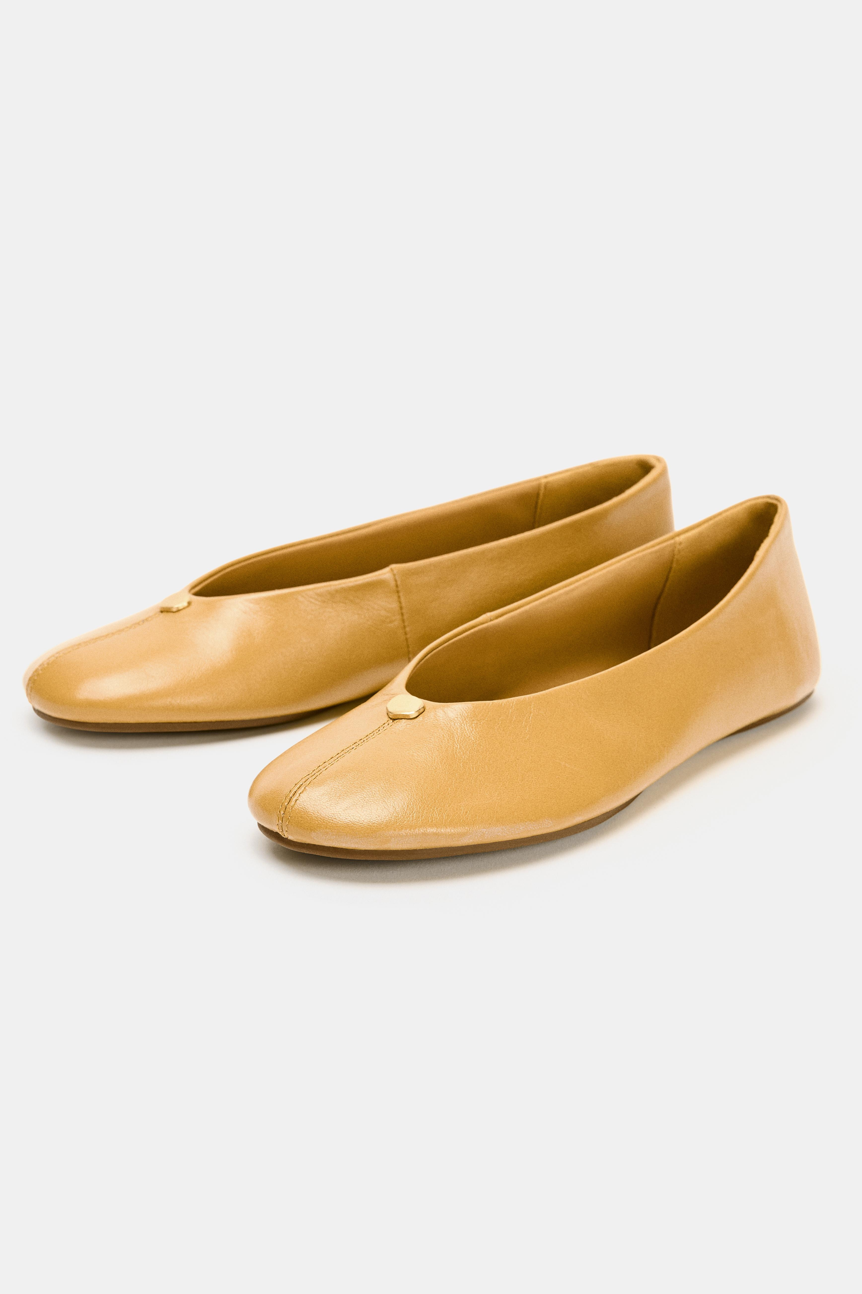 LEATHER BALLET FLATS WITH METAL DETAIL | Zara US