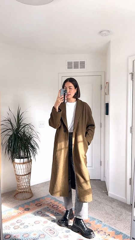 in LOVE with this @smashtess emory long coat! it fits and hands beautifully and it’s lightweight but lined!

recommend sizing DOWN
#ad

#LTKsalealert #LTKstyletip